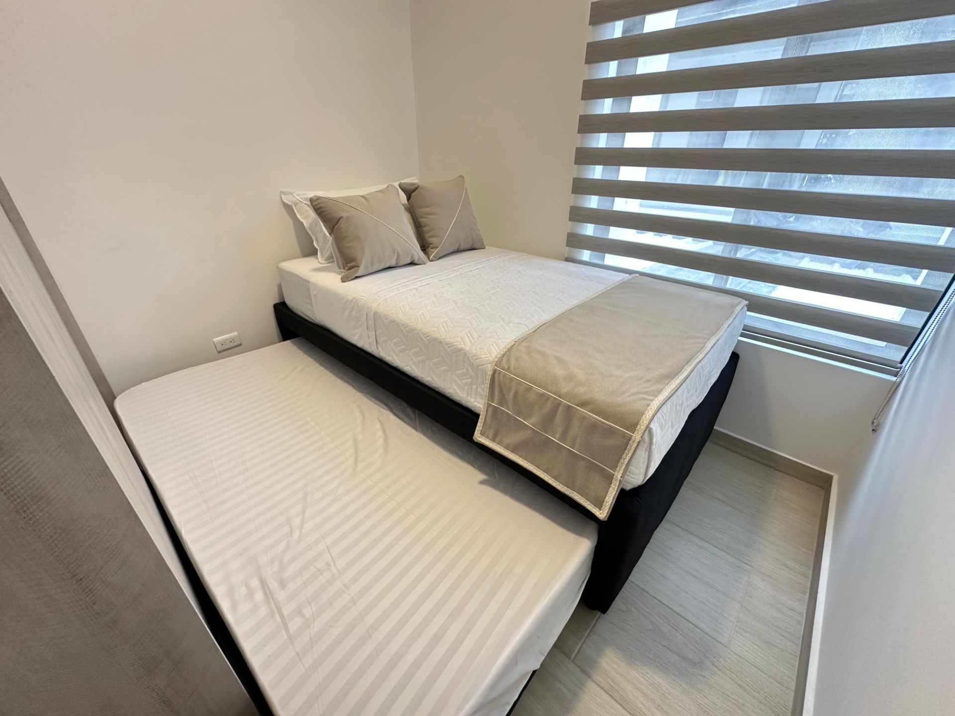 hermoso apartaestudio de dos habitaciones en bario laureles (52).jpg