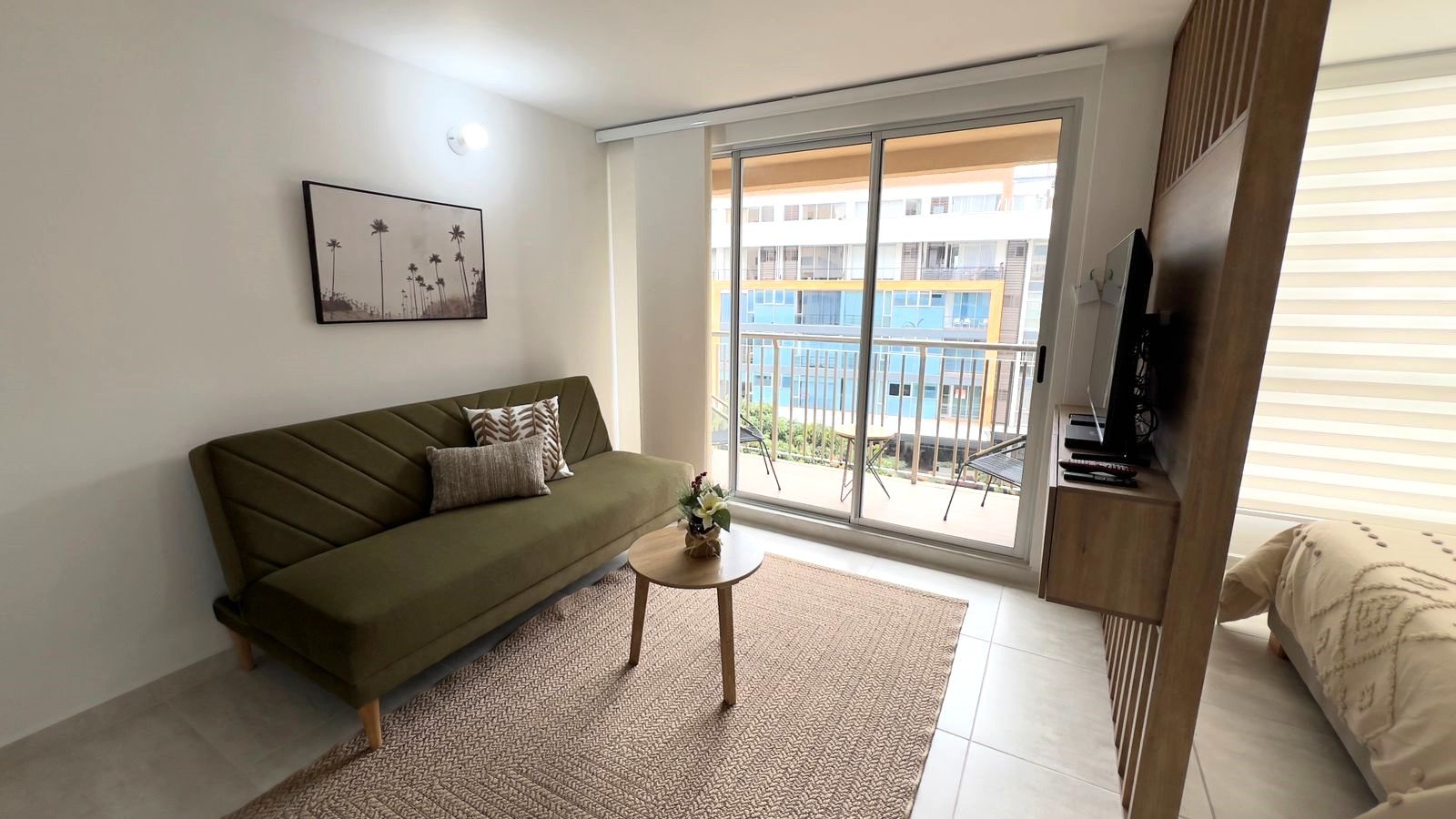 hermoso apartaestudio amoblado en av 19 norte alquiler por noches (41).jpg