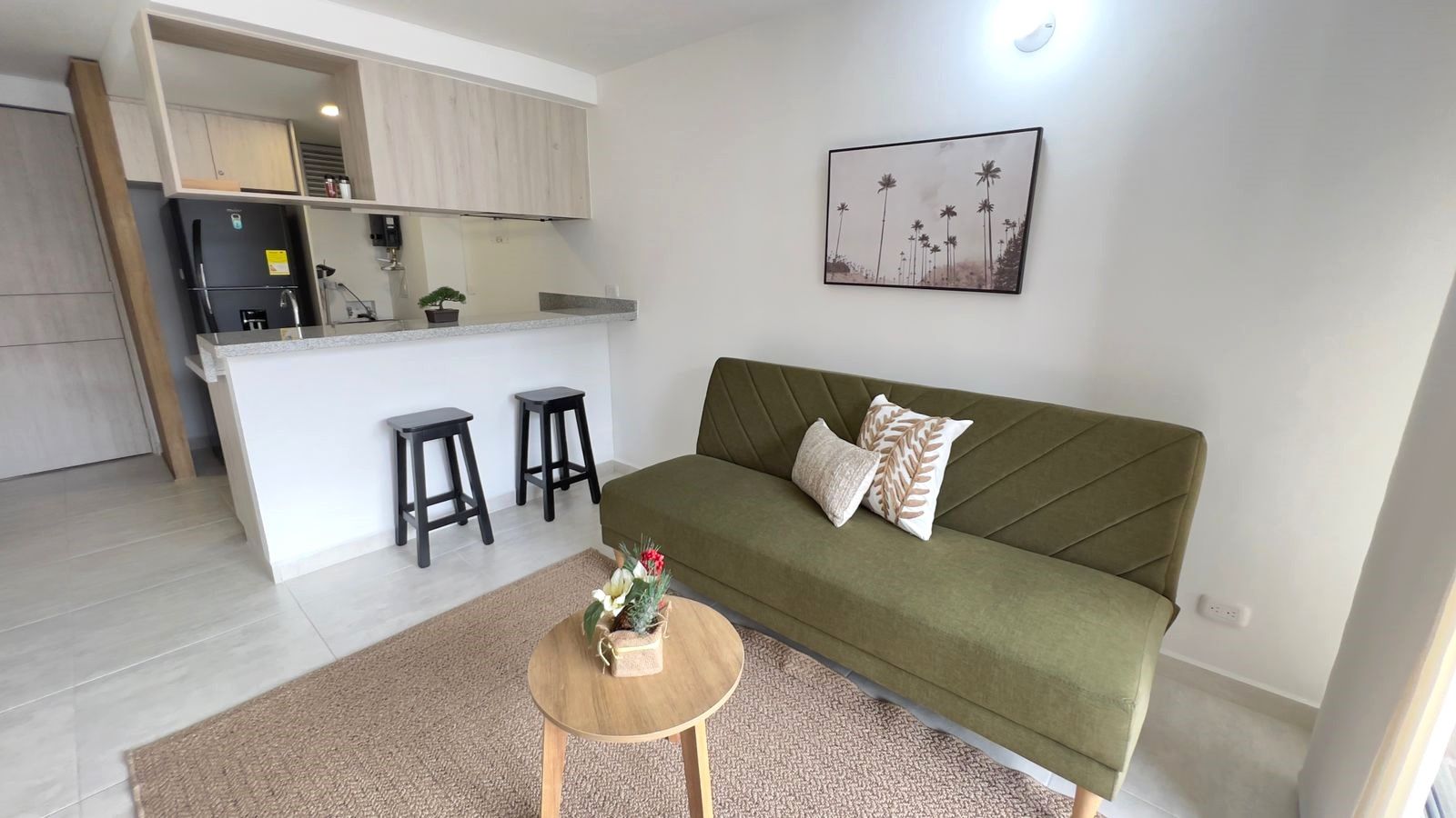 hermoso apartaestudio amoblado en av 19 norte alquiler por noches (47).jpg