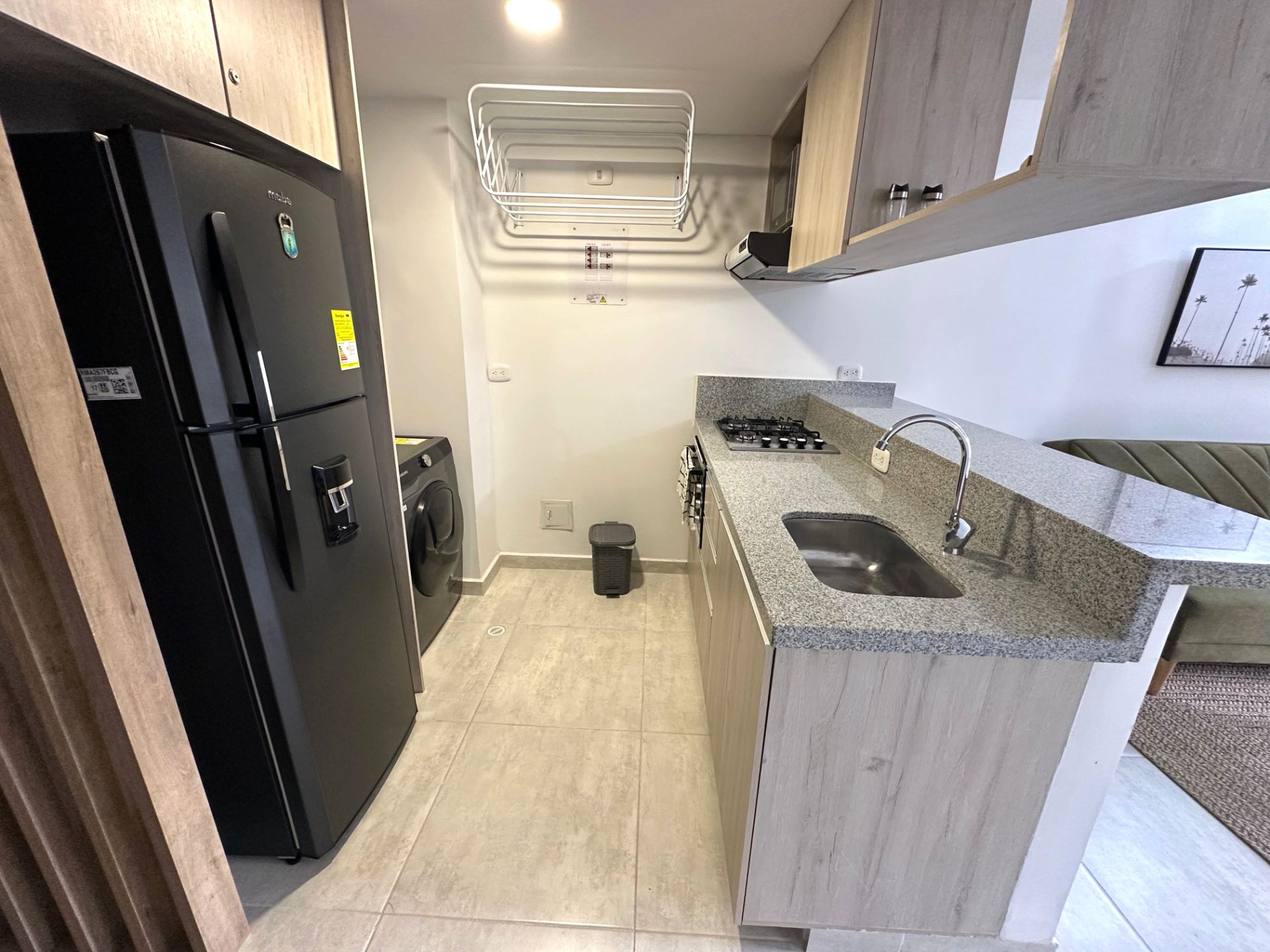hermoso apartaestudio amoblado en av 19 norte alquiler por noches (30).jpg