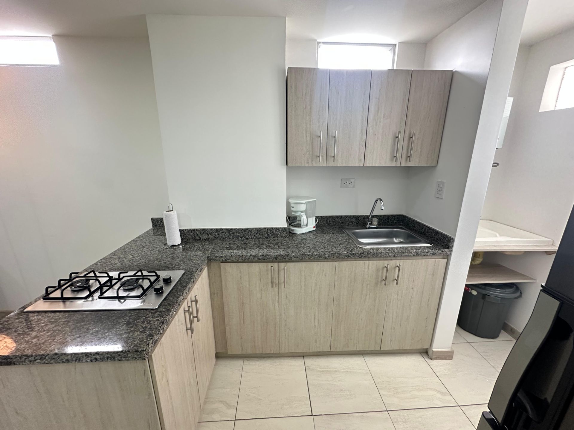 hermoso apartaestudio de dos ambientes en av bolivar oro negro  (25).jpg
