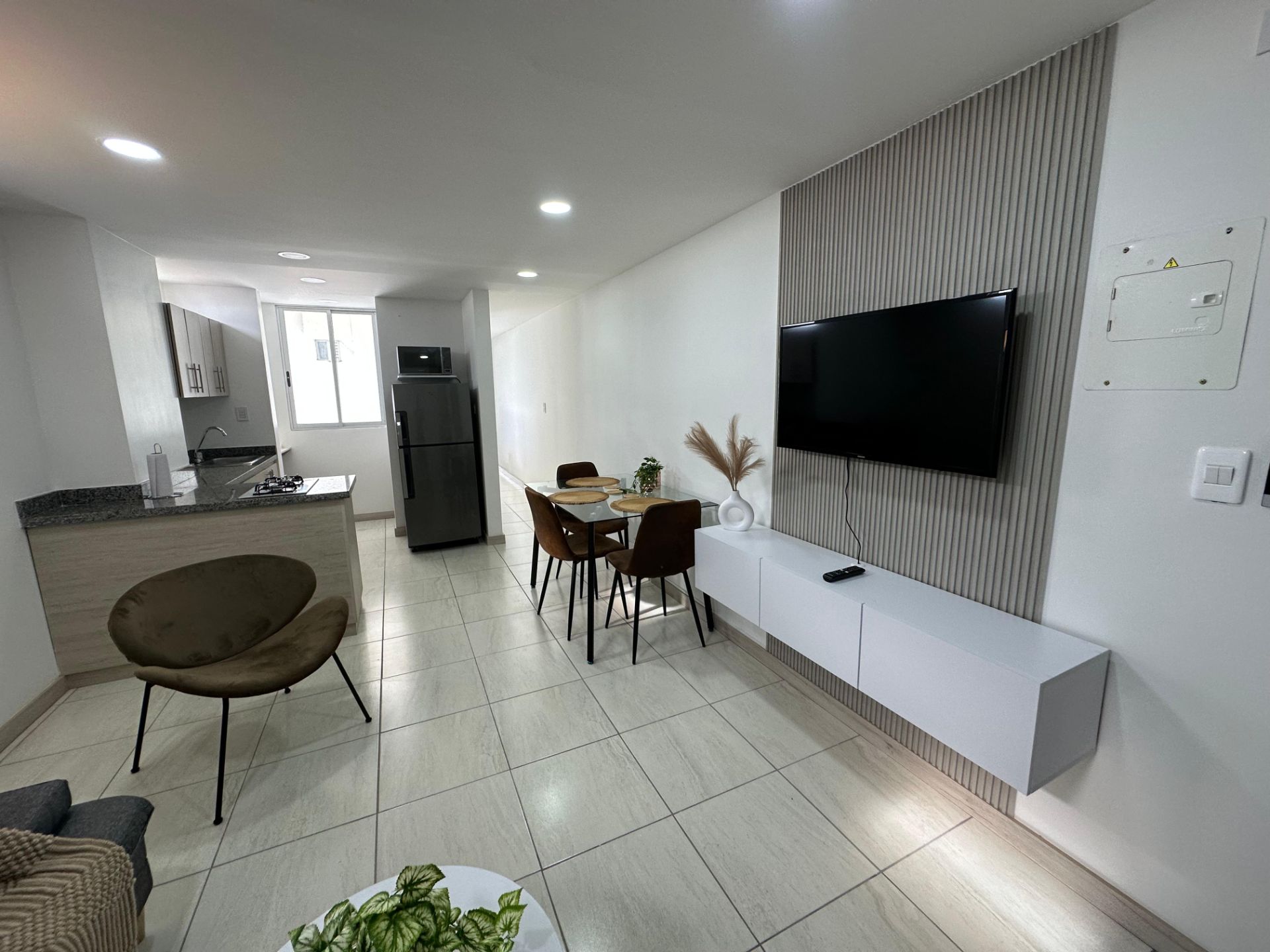 hermoso apartaestudio de dos ambientes en av bolivar oro negro  (45).jpg