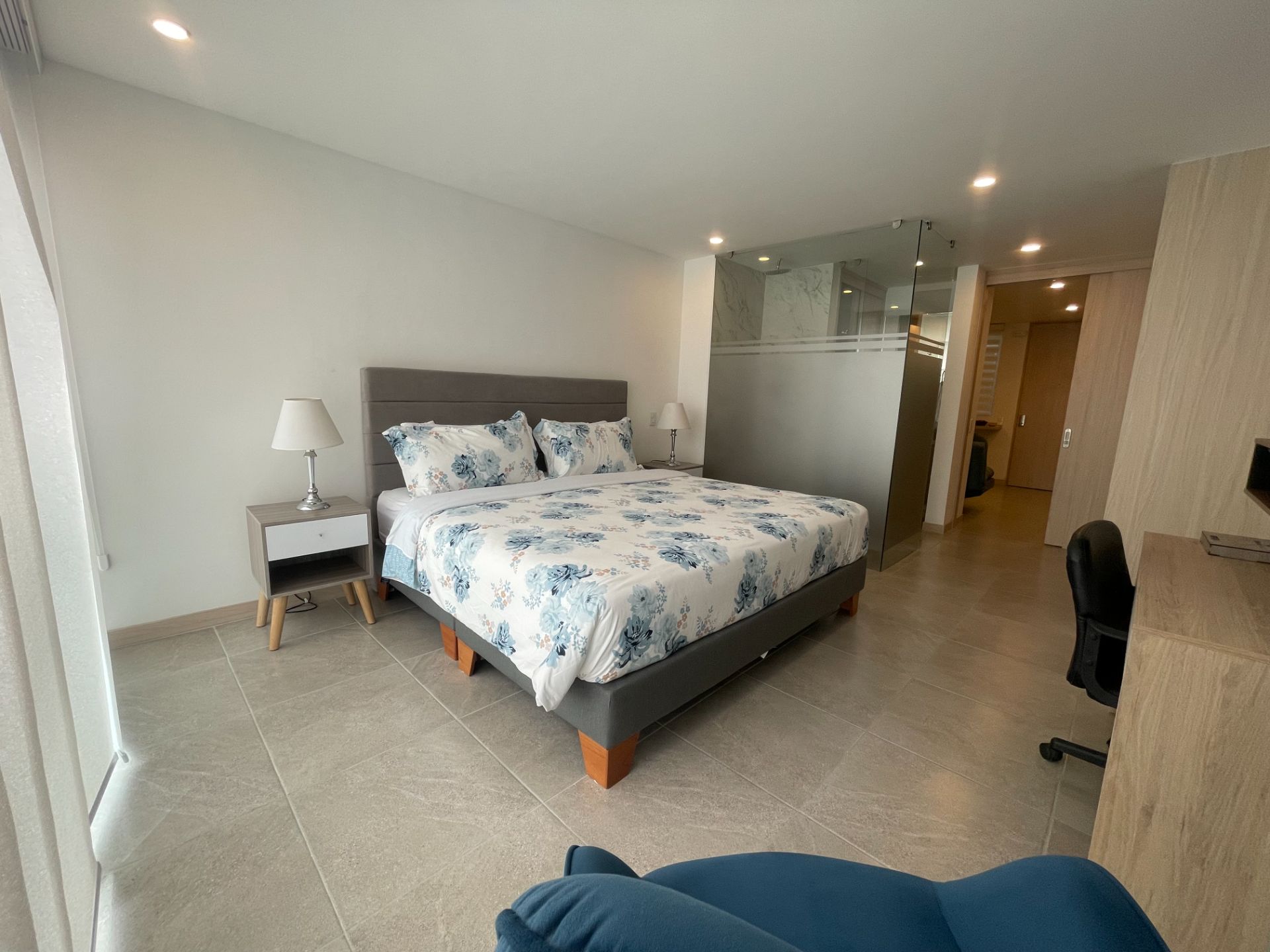 SE VENDE APARTAESTUDIO EN VIA CENTENARIO 12..JPG