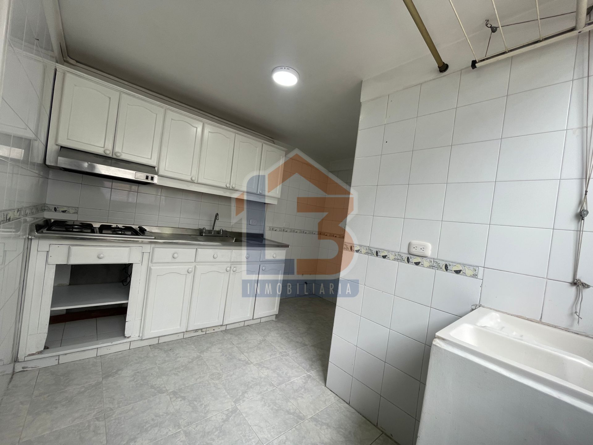 SE VENDE APARTEMENTO FUNDADORES 22..jpg