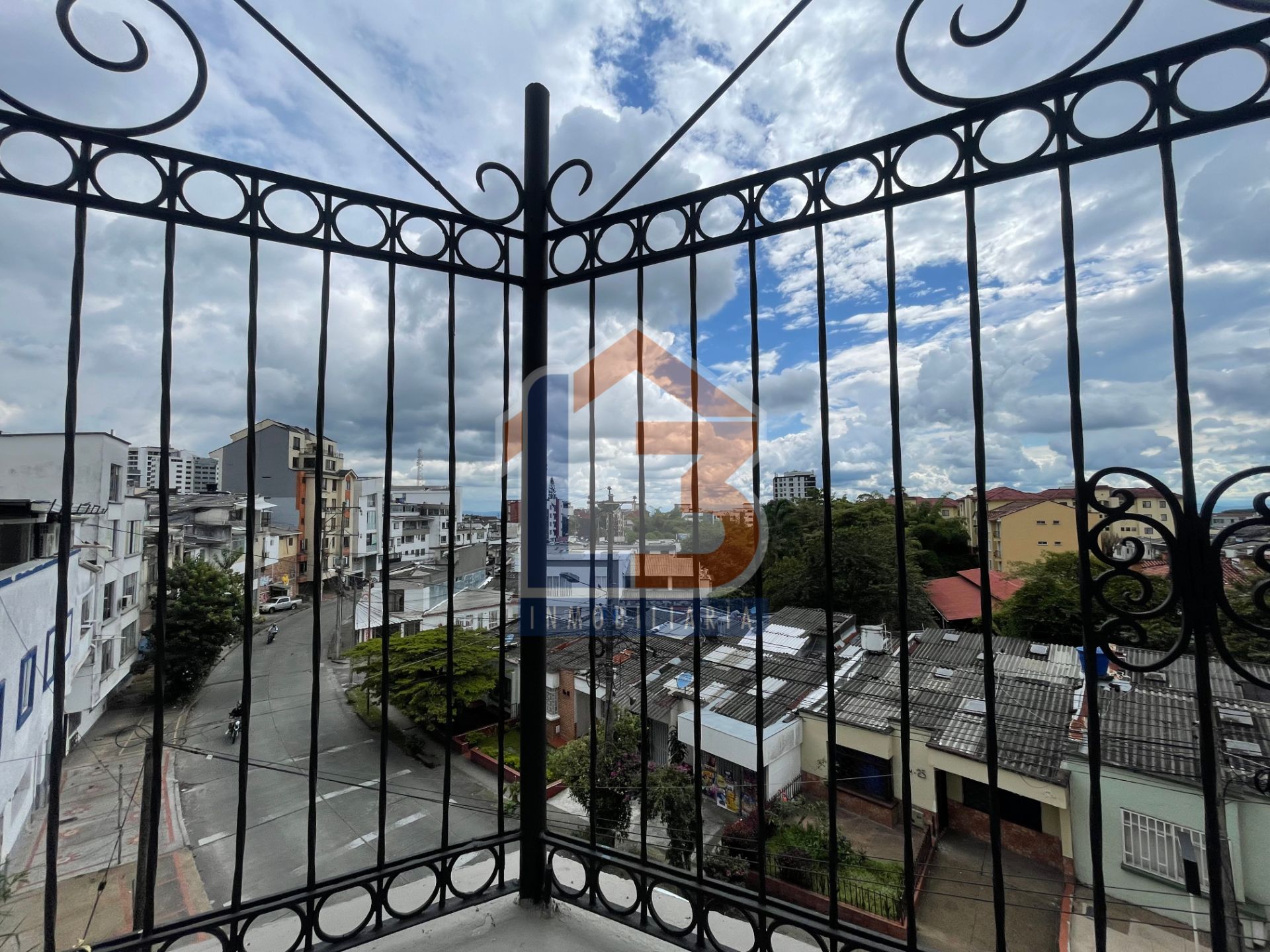 SE VENDE APARTEMENTO FUNDADORES 36..jpg