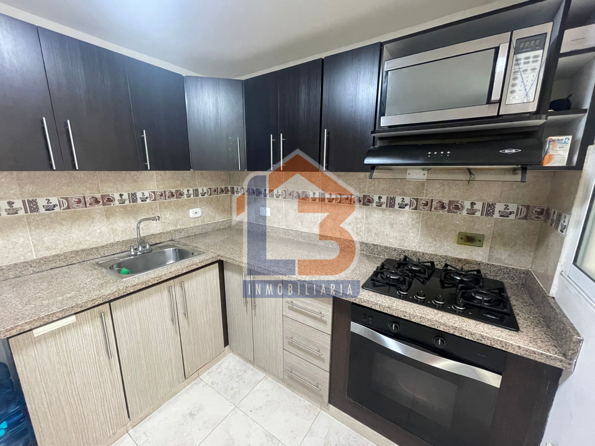 SE VENDE CASA EN CIRCASIA 27..jpg