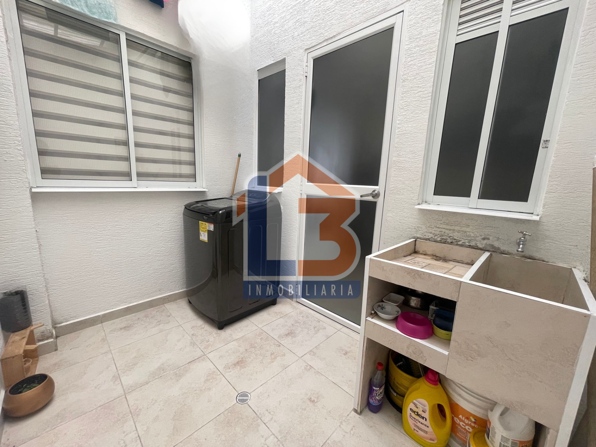 SE VENDE CASA EN CIRCASIA 31..jpg