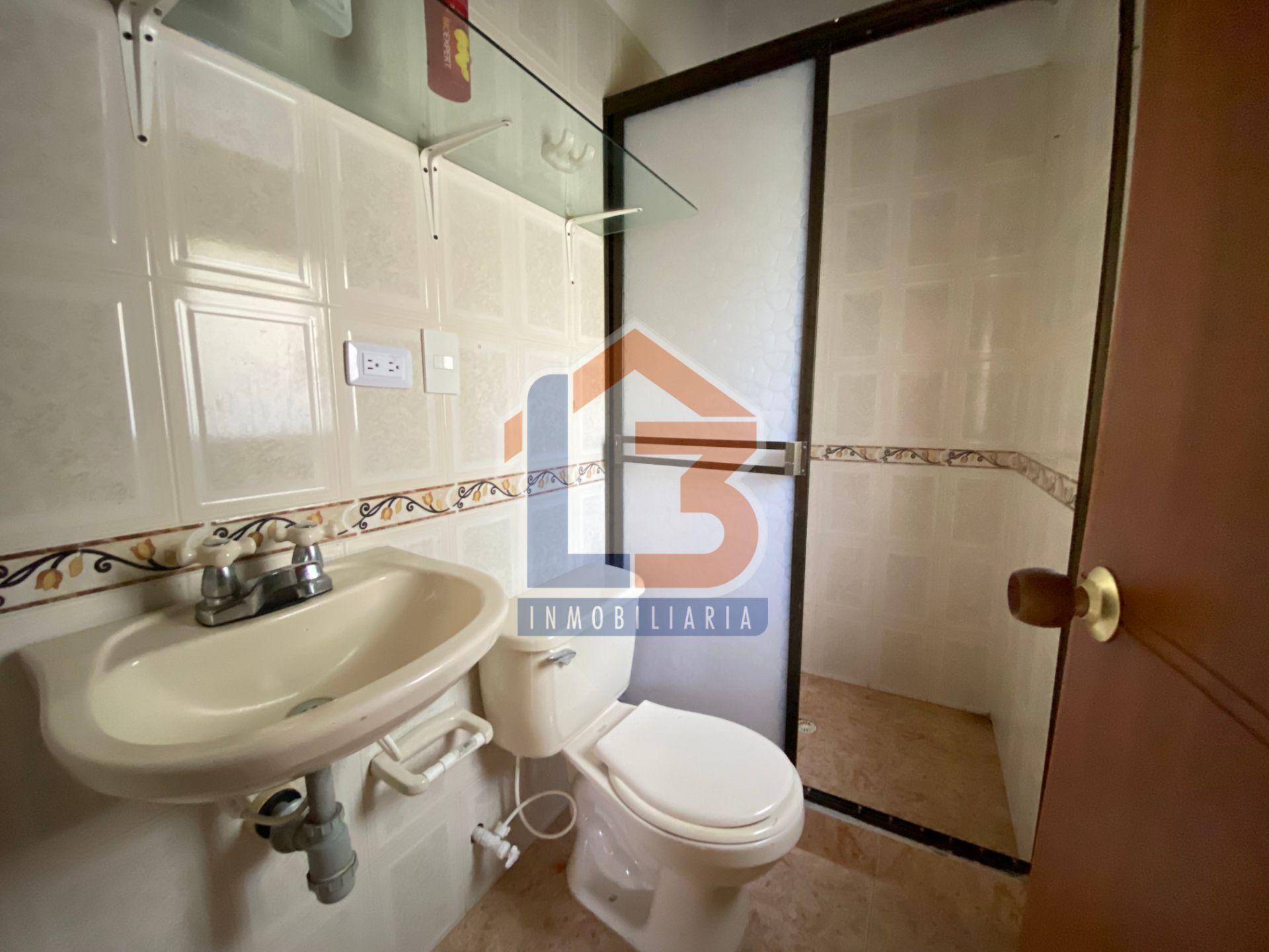 SE VENDE CASA EN VEREDA ALBANIA  (4).jpg