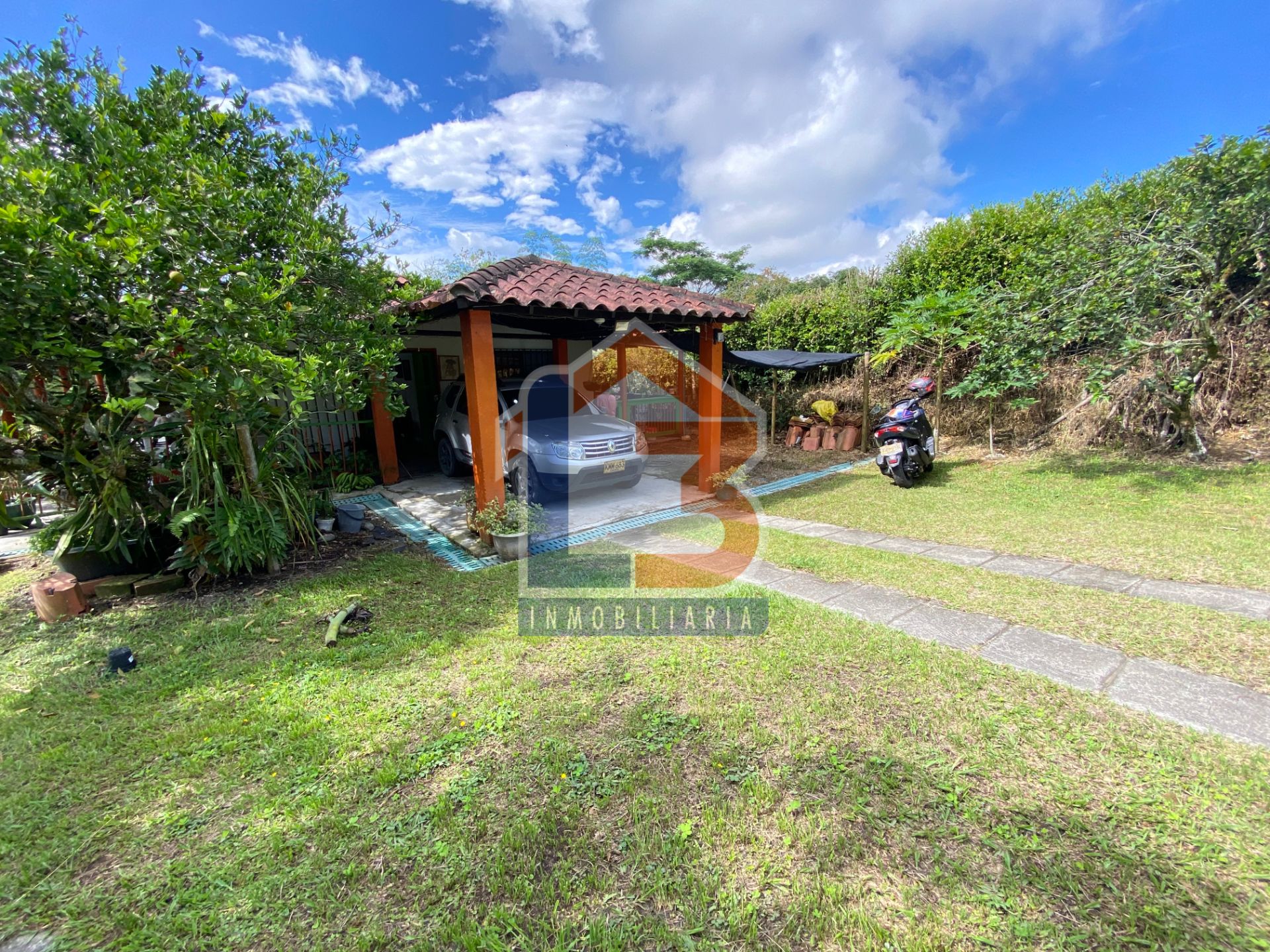 SE VENDE CASA EN VEREDA ALBANIA  (46).jpg