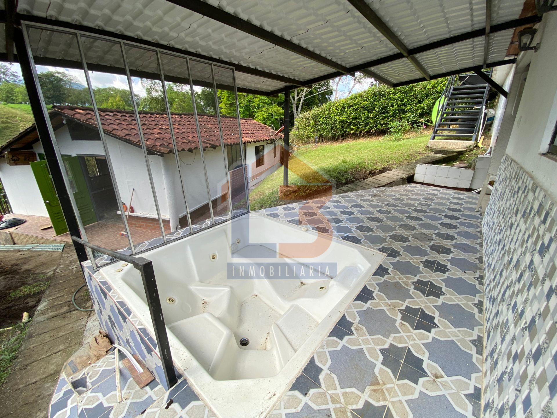 SE VENDE CASA EN VEREDA ALBANIA  (57).jpg