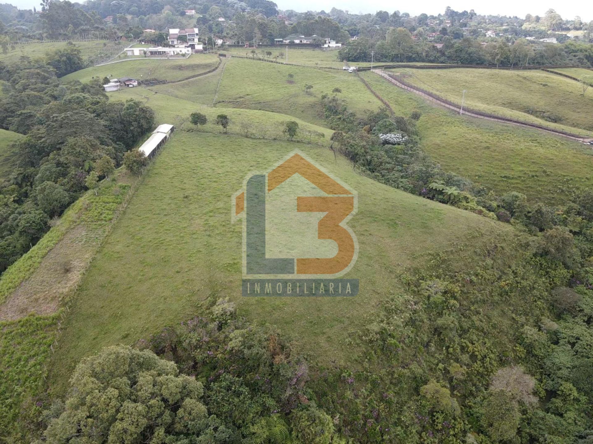 SE VENDE LOTE CIRCASIA (4).jpg