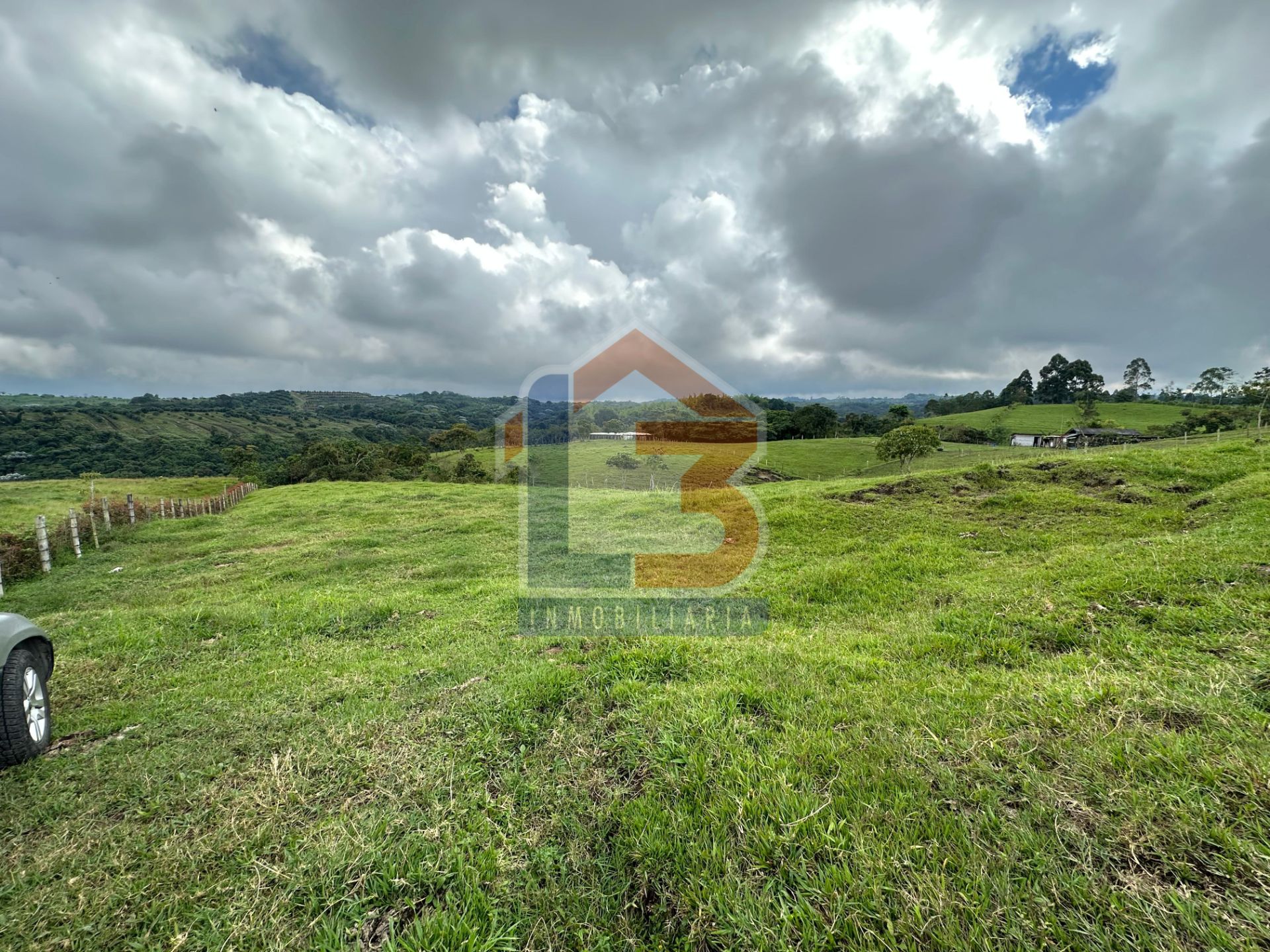 SE VENDE LOTE CIRCASIA (28).jpg
