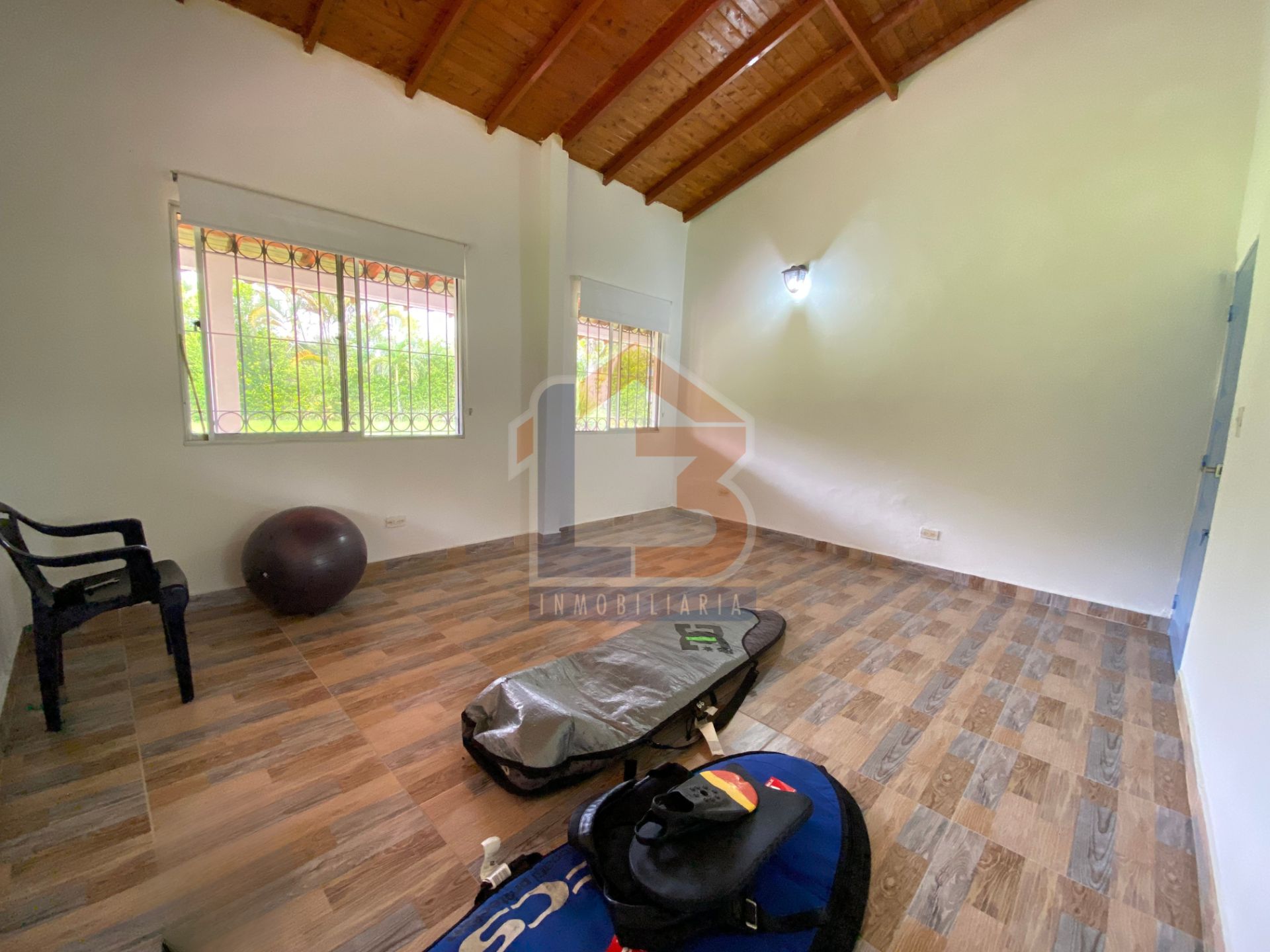 SE VENDE CASA CAMPESTRE VIA BARCELONA 22..jpg