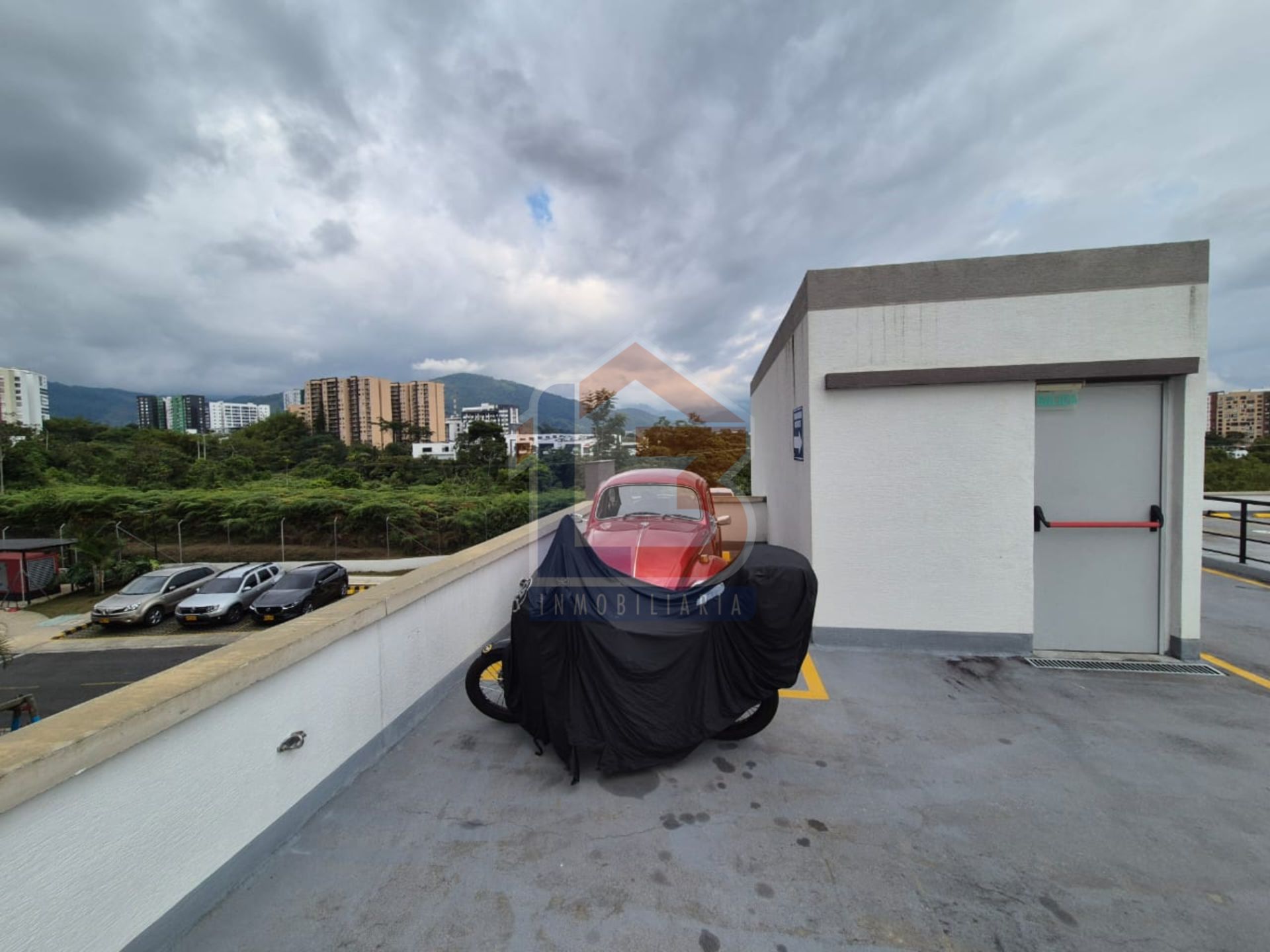 SE VENDE APTO AVENIDA 19 20..jpg