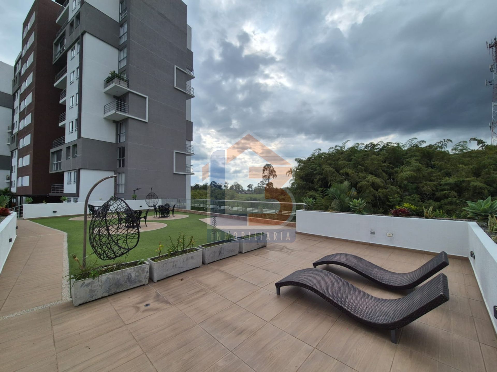 SE VENDE APTO AVENIDA 19 29..jpg