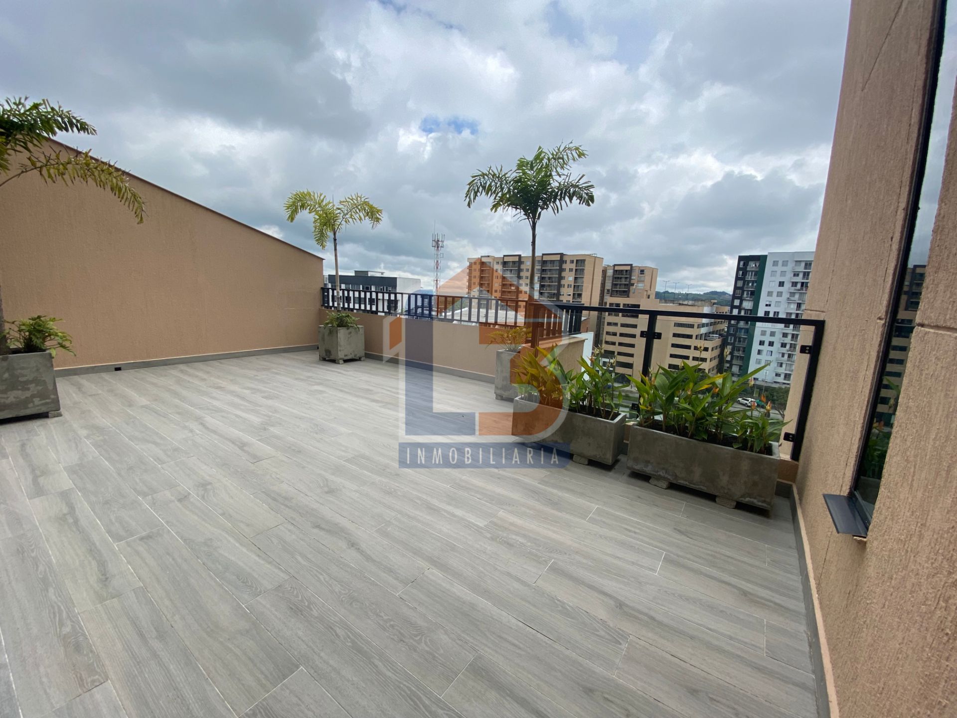 SE VENDE APARTA ESTUDIO HITO  (25).jpg