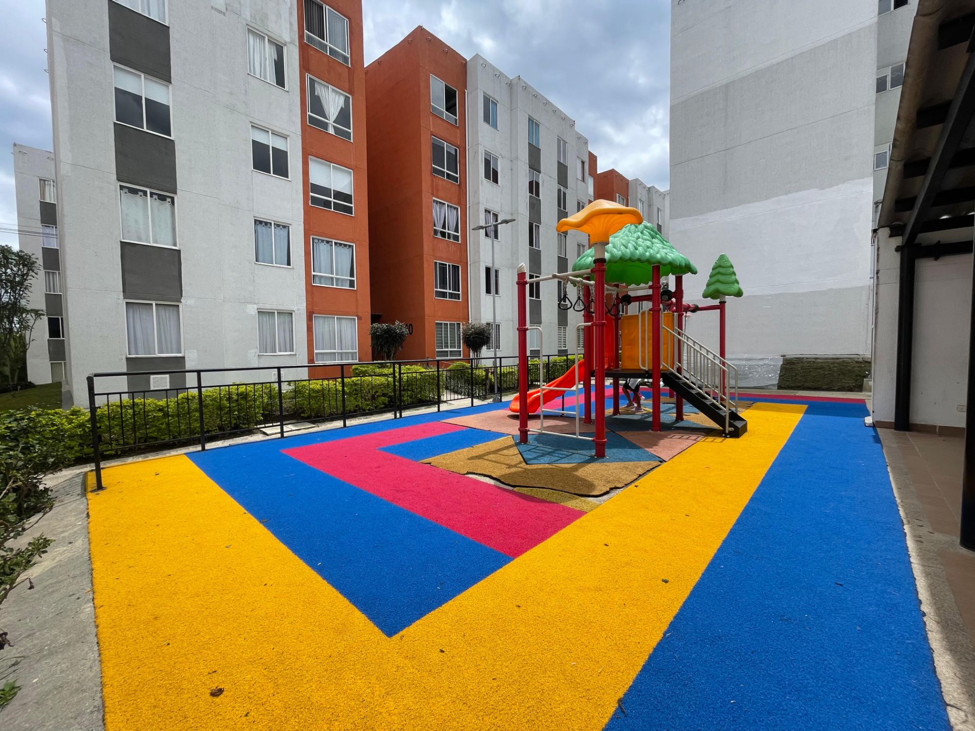 ENTRE LOMAS 302 TORRE 5 (6).jpeg