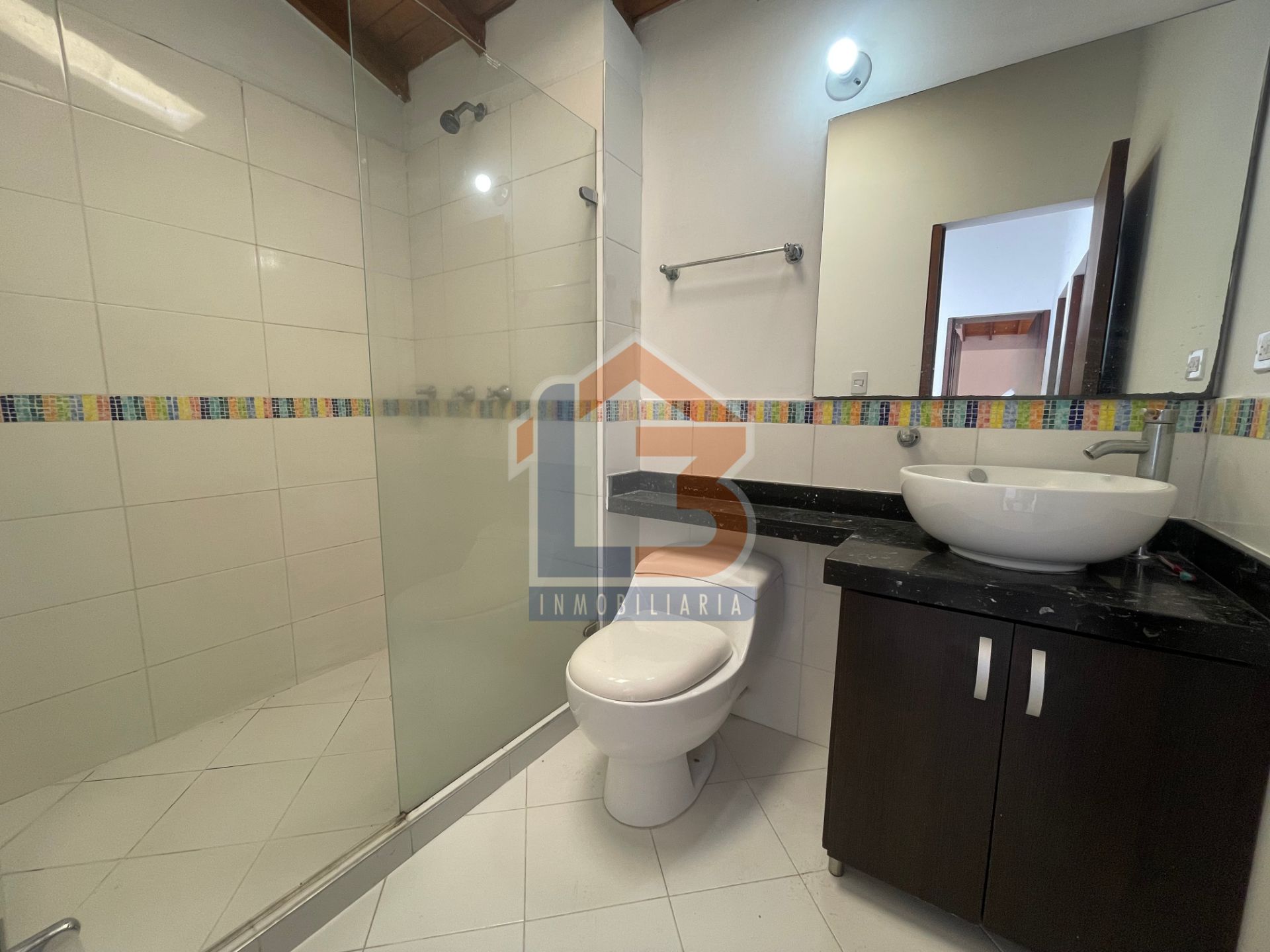 SE VENDE CASA SECTOR COINCA  (25).jpg