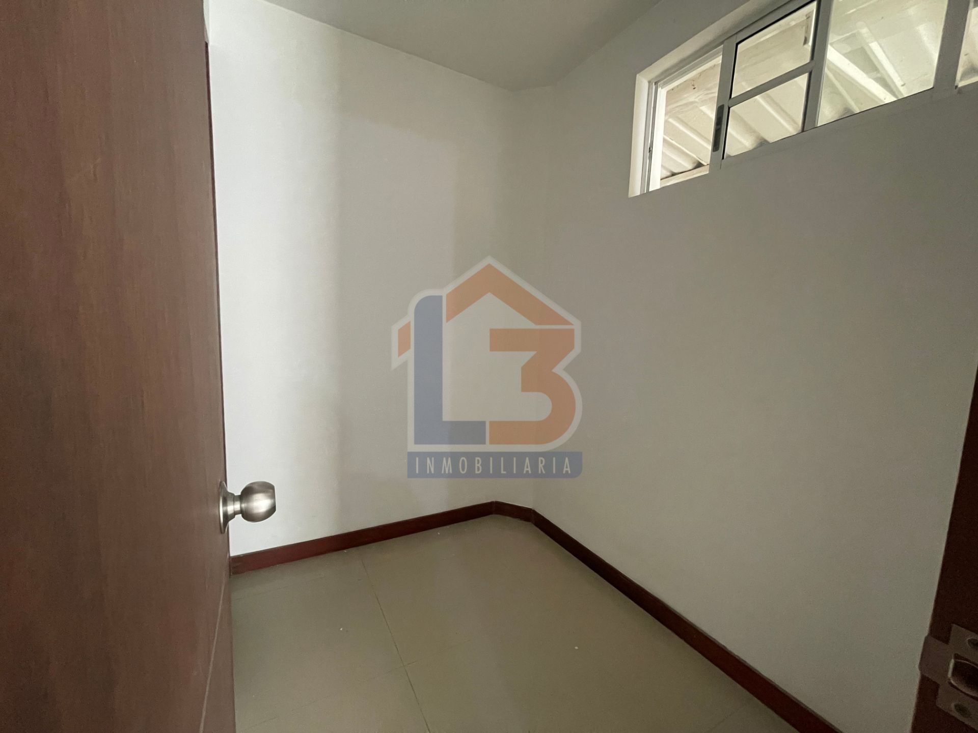 SE VENDE CASA SECTOR COINCA  (29).jpg