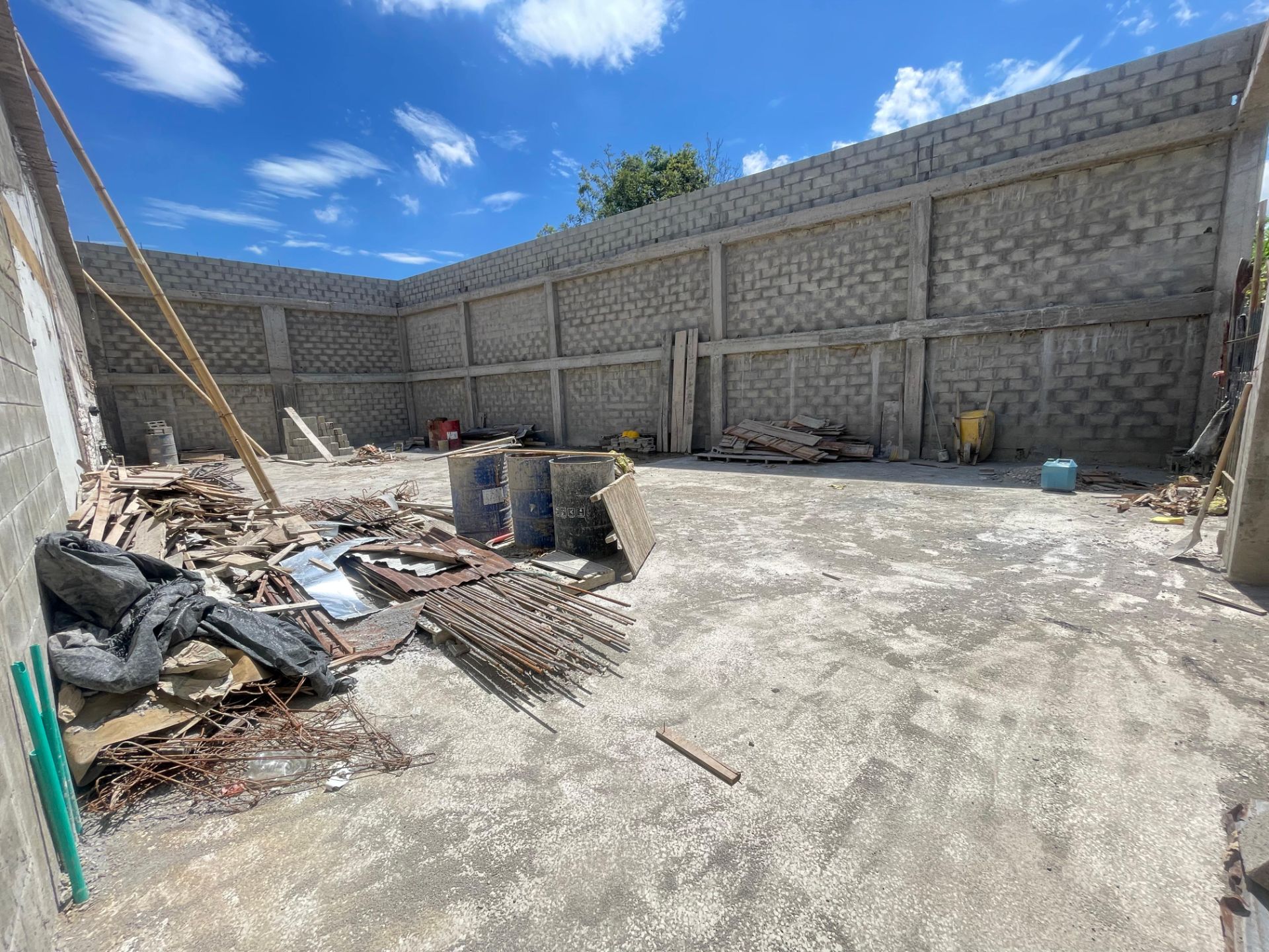 10. Bodega Via Armenia- La Tebaida (15).jpeg