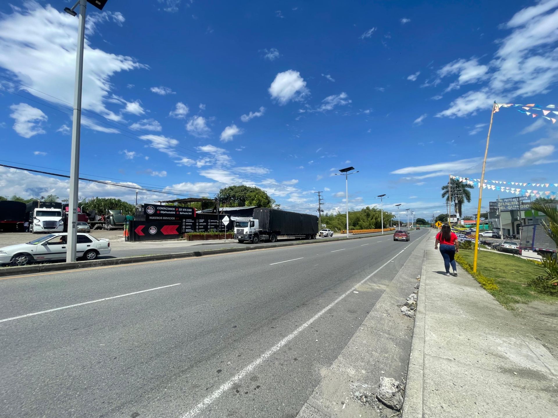 25. Bodega Via Armenia- La Tebaida (10).jpeg