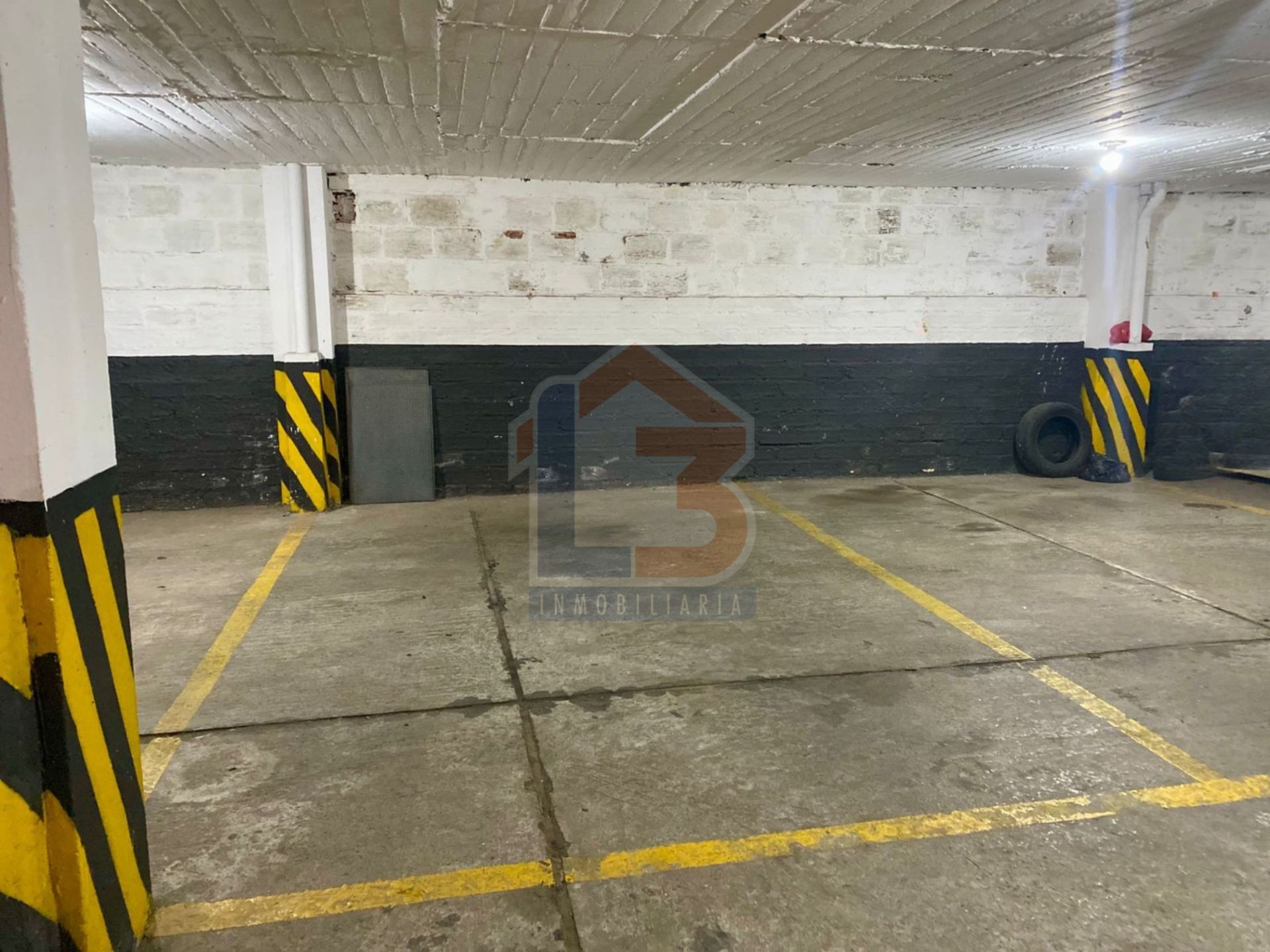 SE VENDE APTO EN LAURELES  (29).jpg