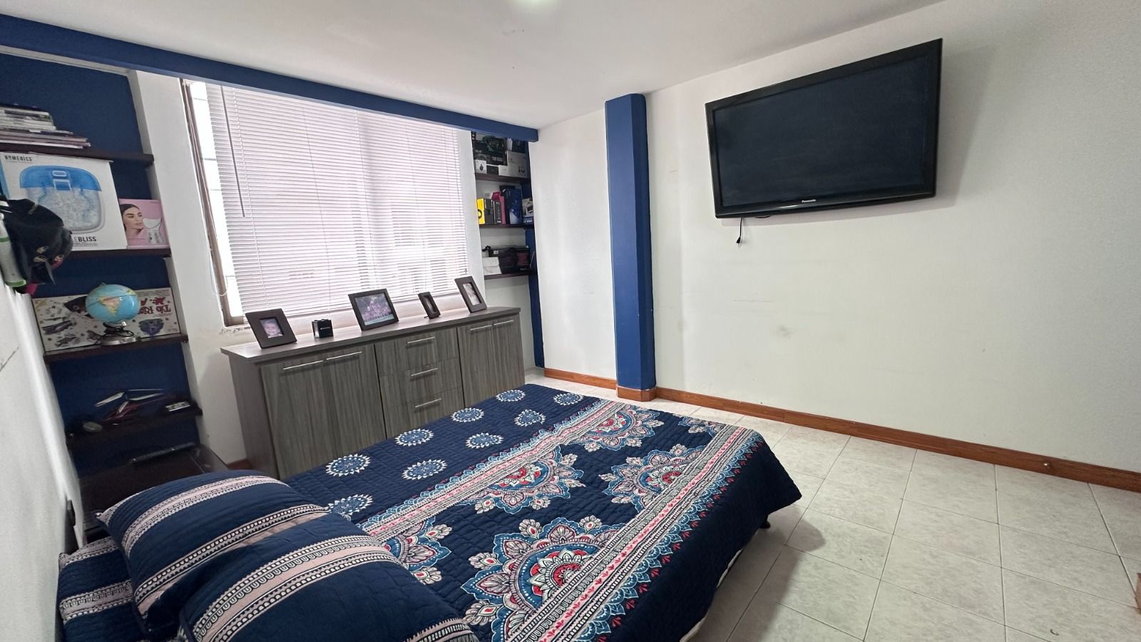 SE VENDE APTO EN LOS PROFESIONALES 18..jpg