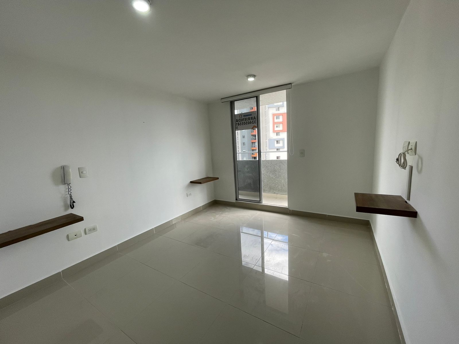 BRISAS DE LAURELES  4.jpeg