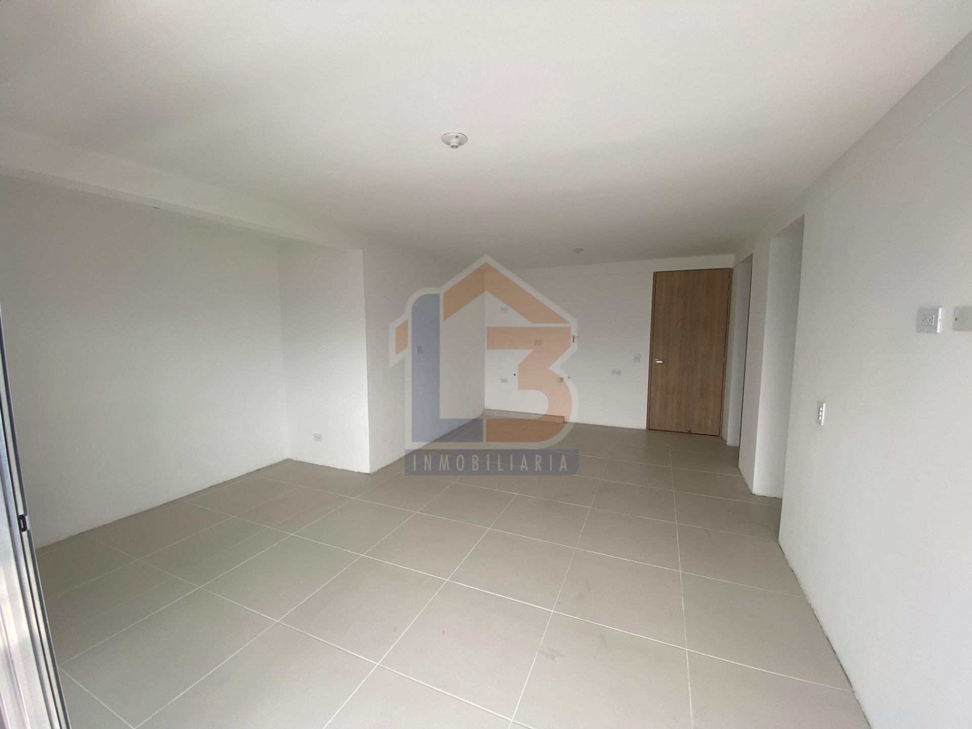 SE VENDE APTO EN ITAGUI  4..jpg