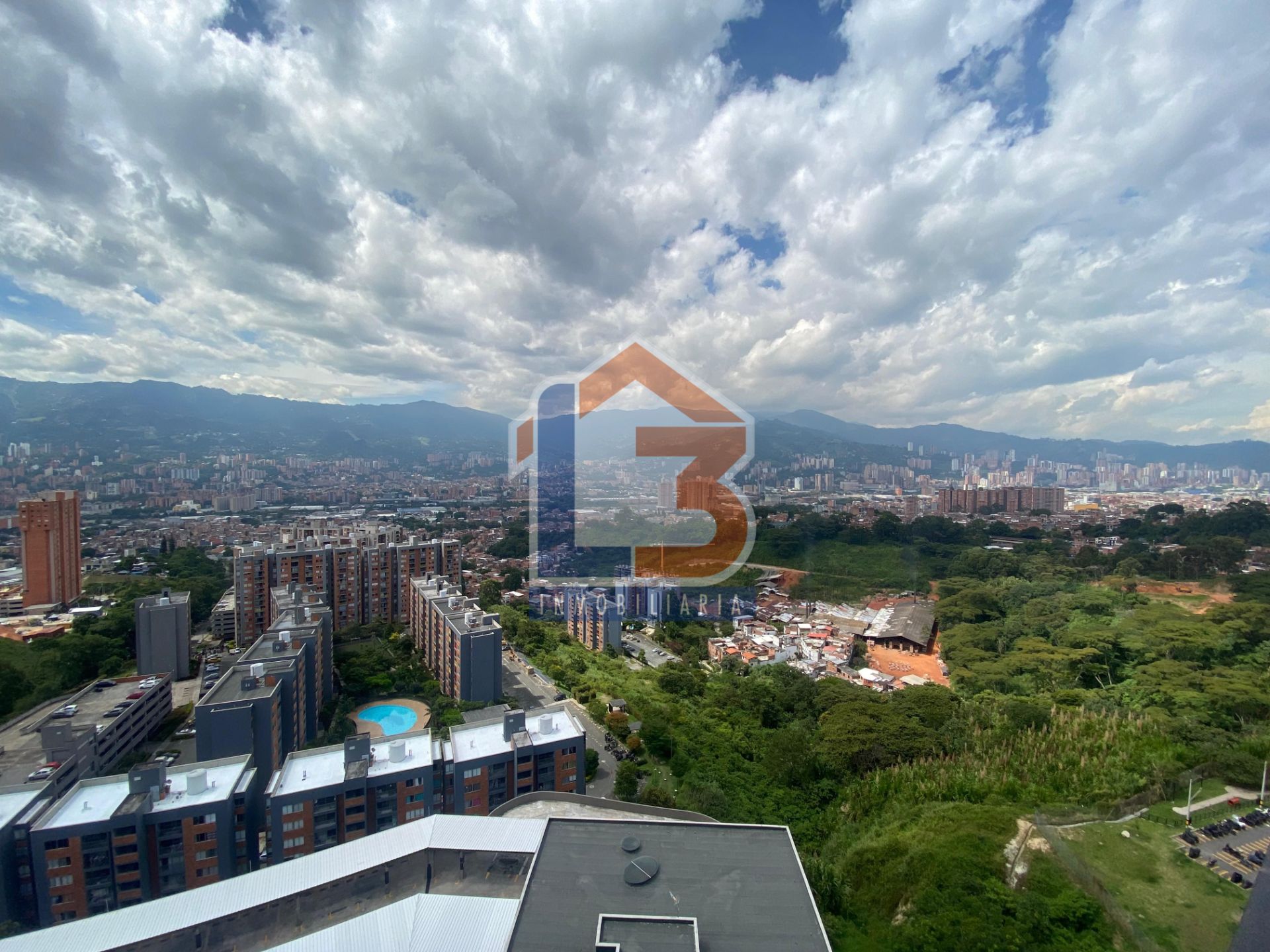 SE VENDE APTO EN ITAGUI  7..jpg