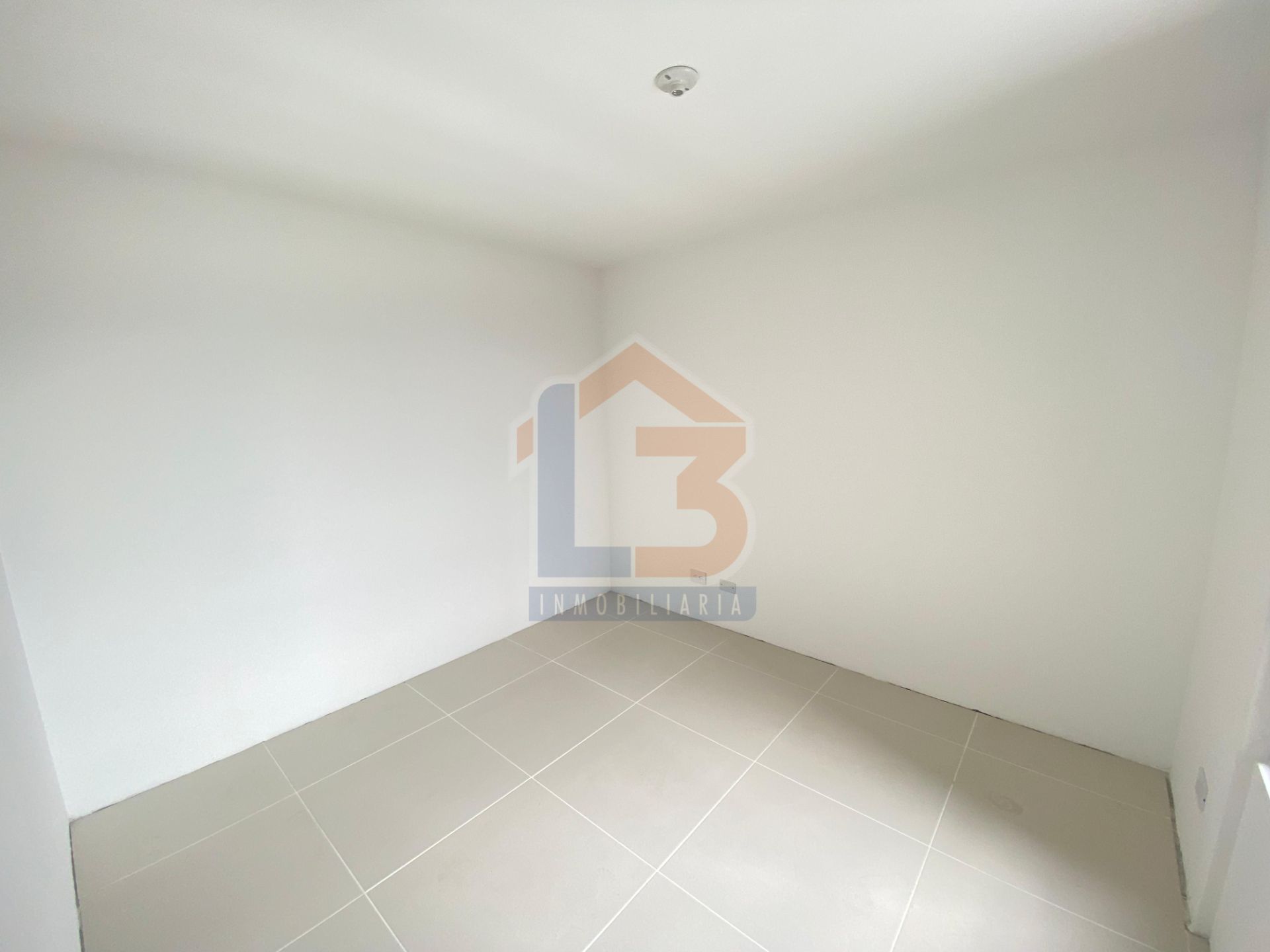 SE VENDE APTO EN ITAGUI  10..jpg