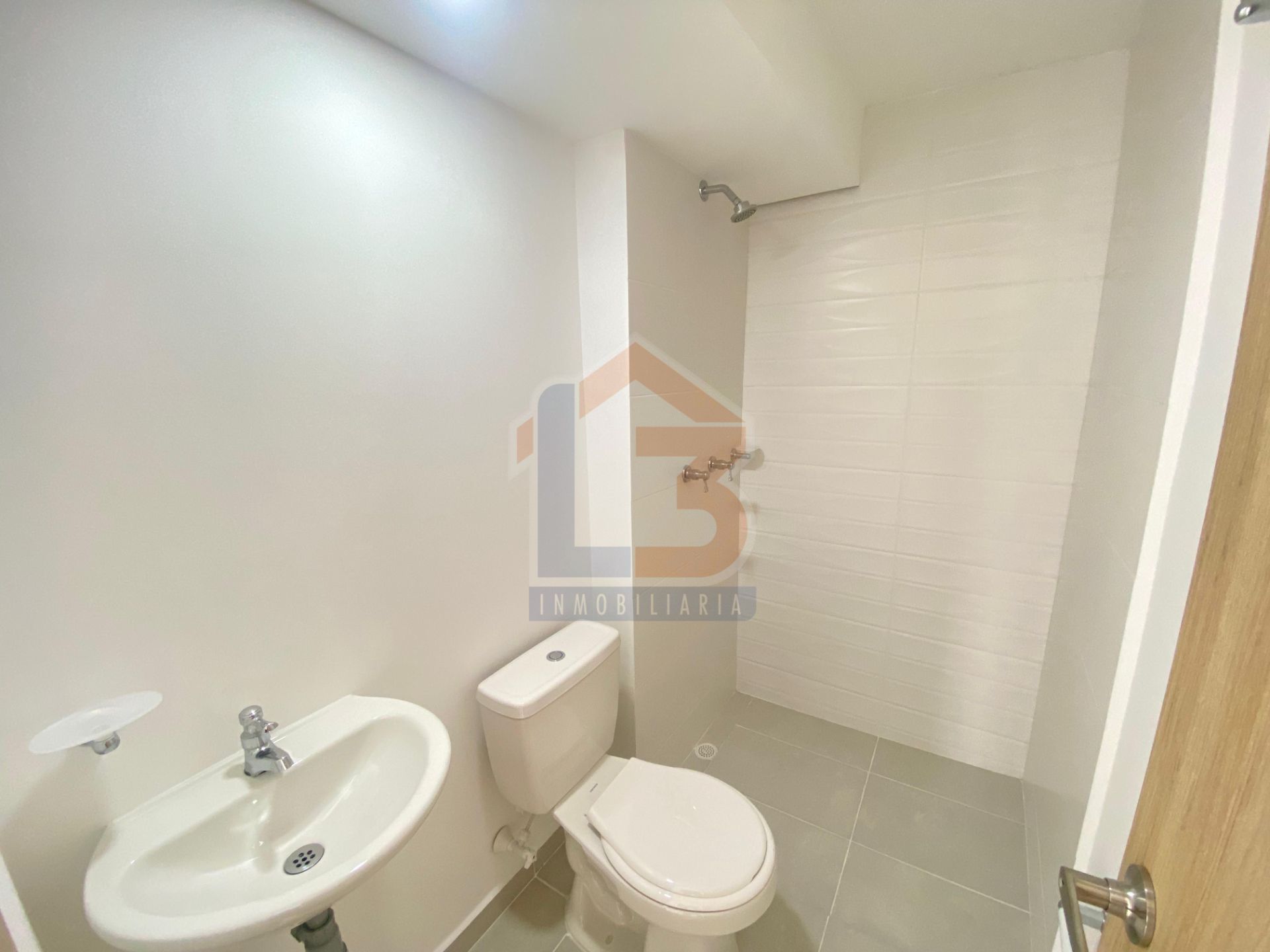 SE VENDE APTO EN ITAGUI  11..jpg