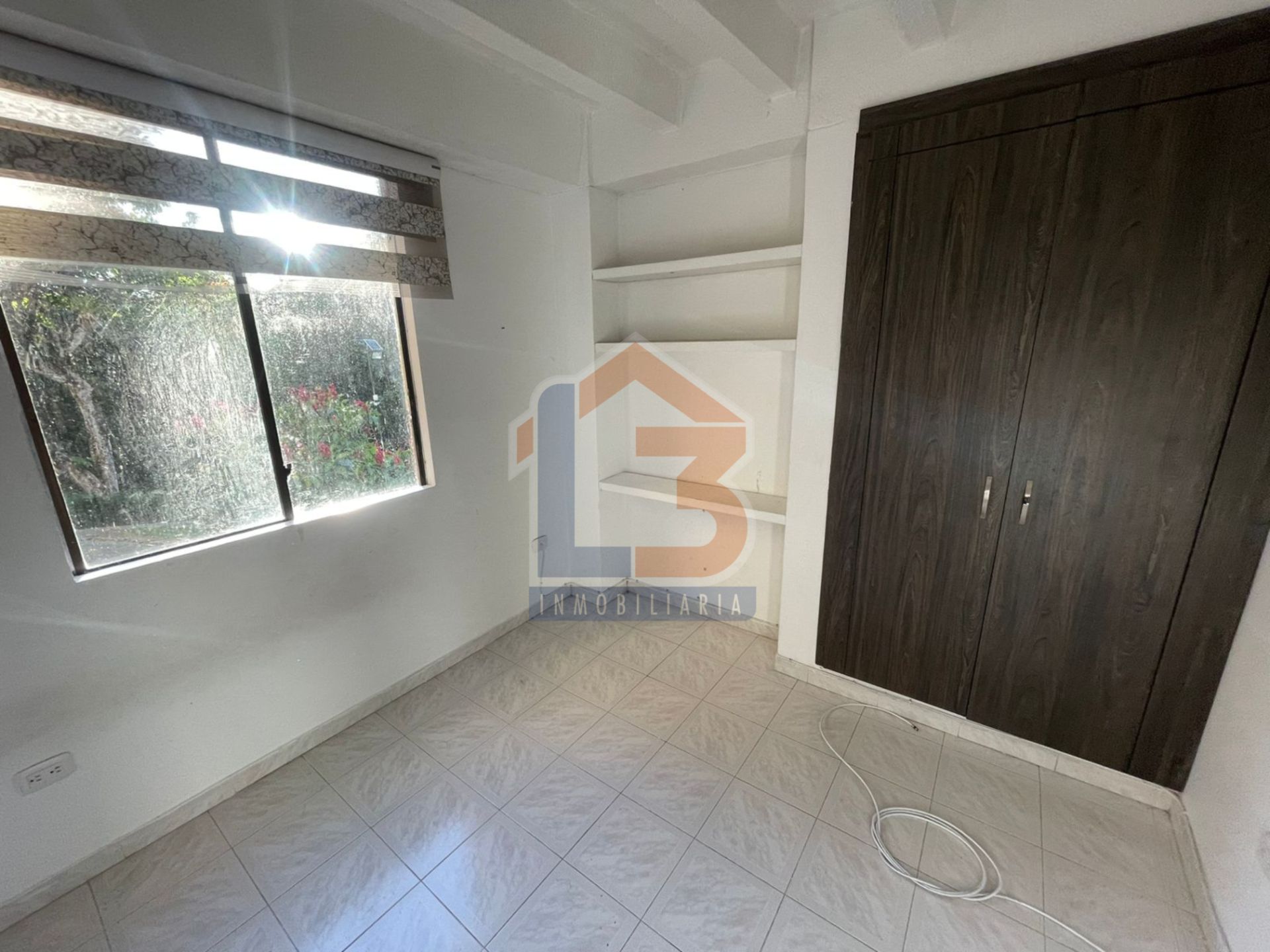 APARTAMENTO AV 19  (21).jpg