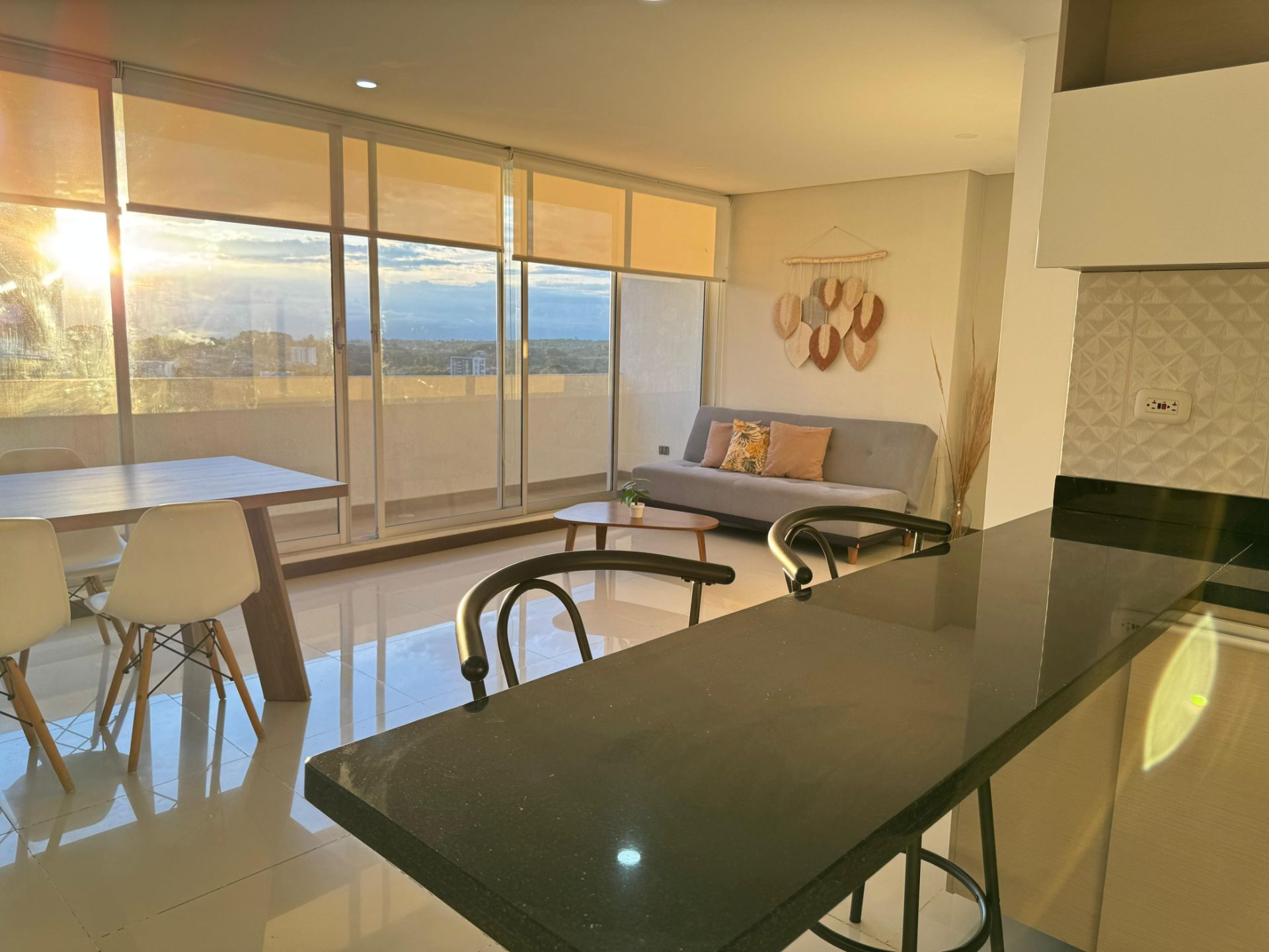 LINDO APARTAMENTO AMOBLADO SECTOR FUNDADORES ALQUILER POR NOCHES (13).jpg