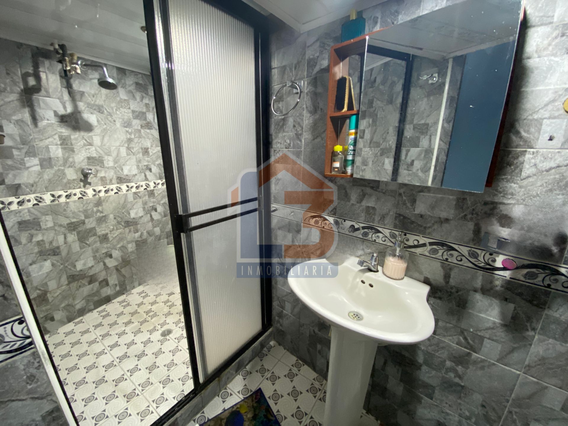 SE VENDE CASA CARRERA 19 (20).jpg