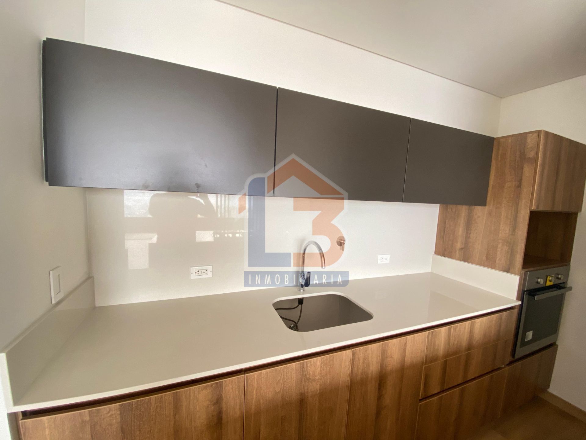 SE VENDE APTO EN EL POBLADO MEDELLIN  (10).jpg