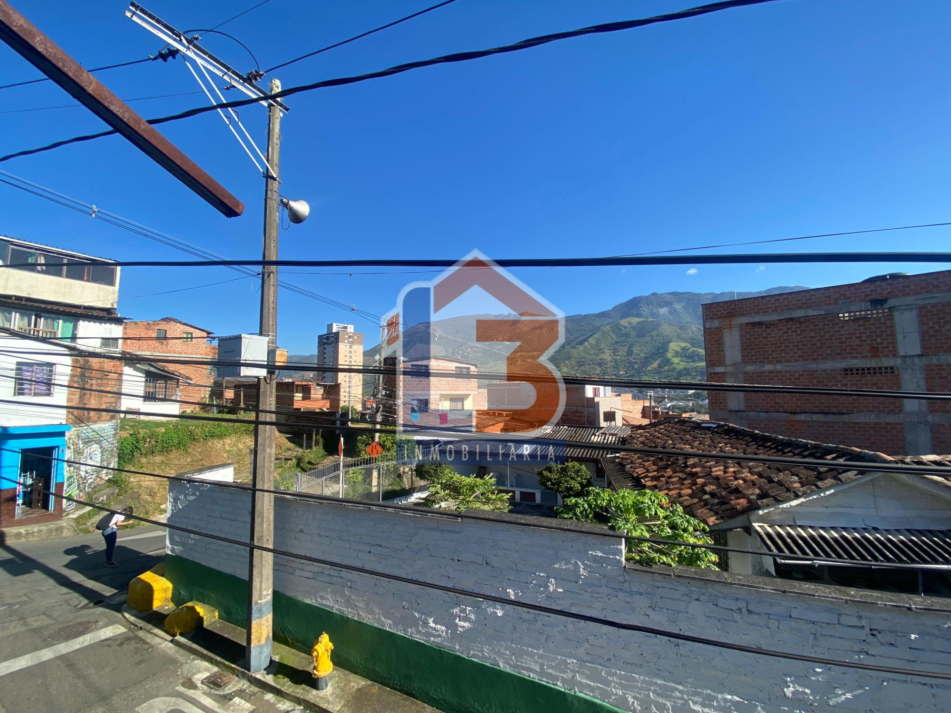 SE VENDE CASA EN COPACABANA MEDELLIN  (28).jpg