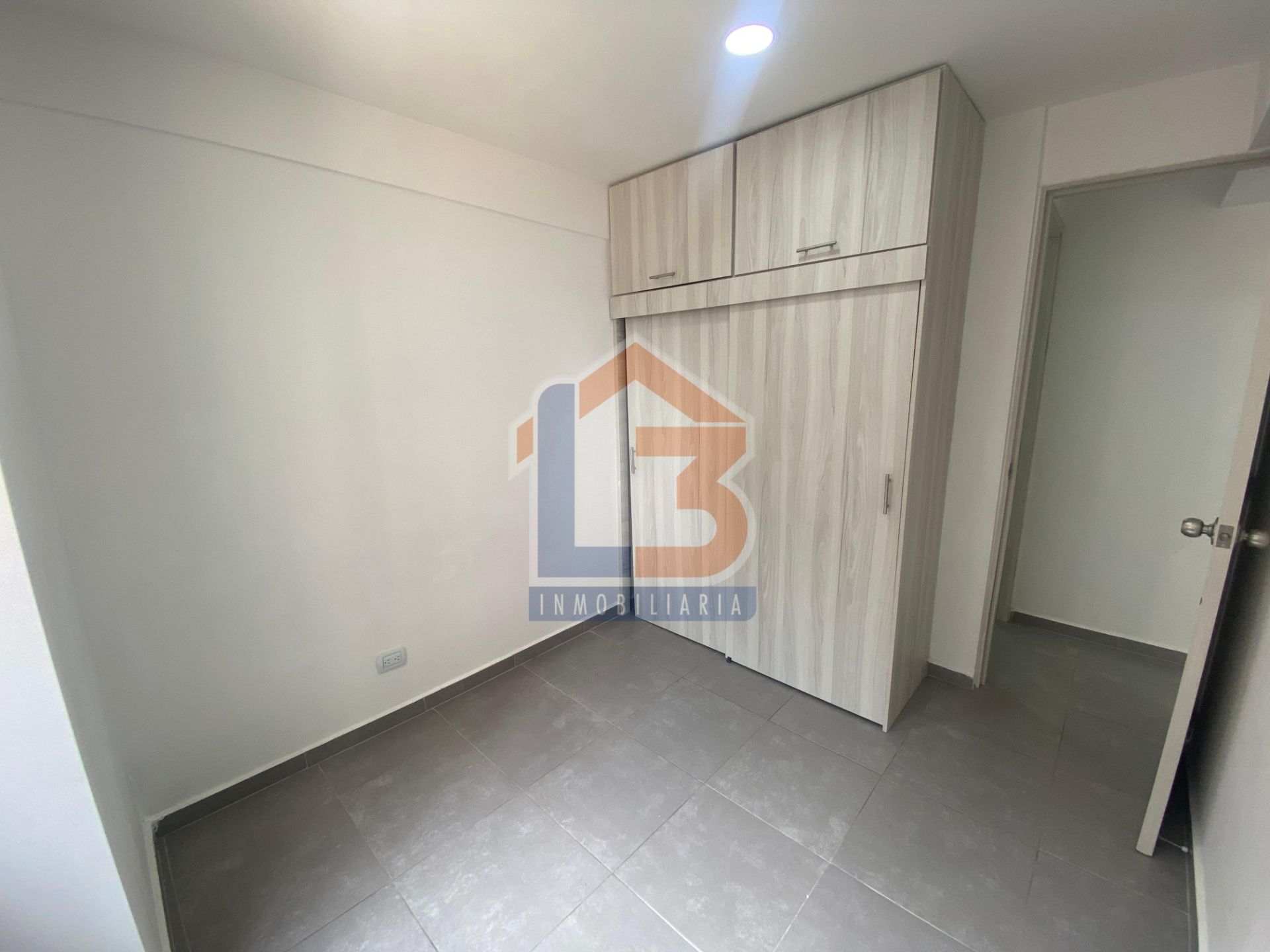 SE VENDE APTO EN ITAGUI (20).jpg