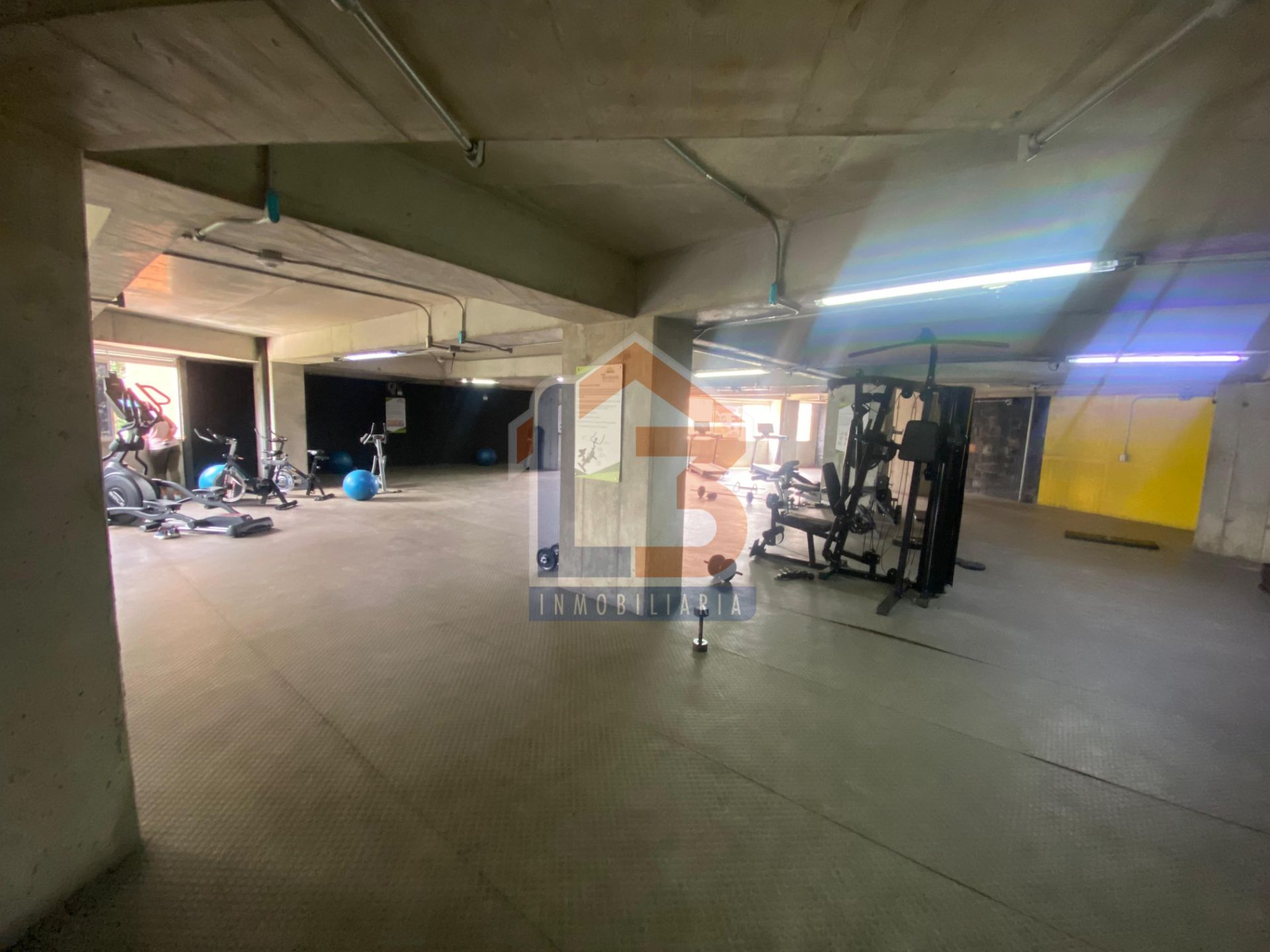 SE VENDE APTO EN ITAGUI (26).jpg