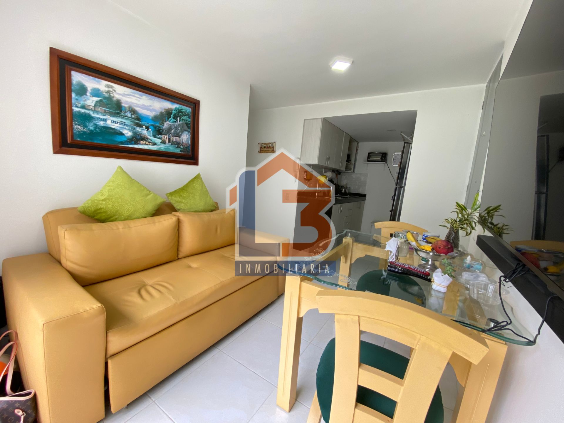 SE VENDE APTO LA TEBAIDA (1).jpg