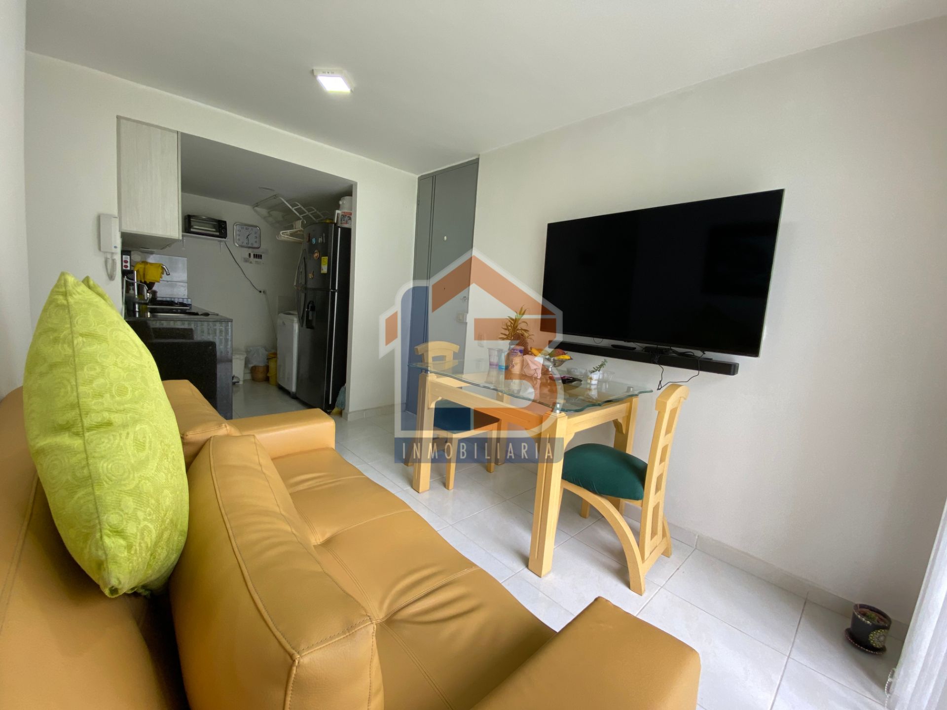 SE VENDE APTO LA TEBAIDA (2).jpg