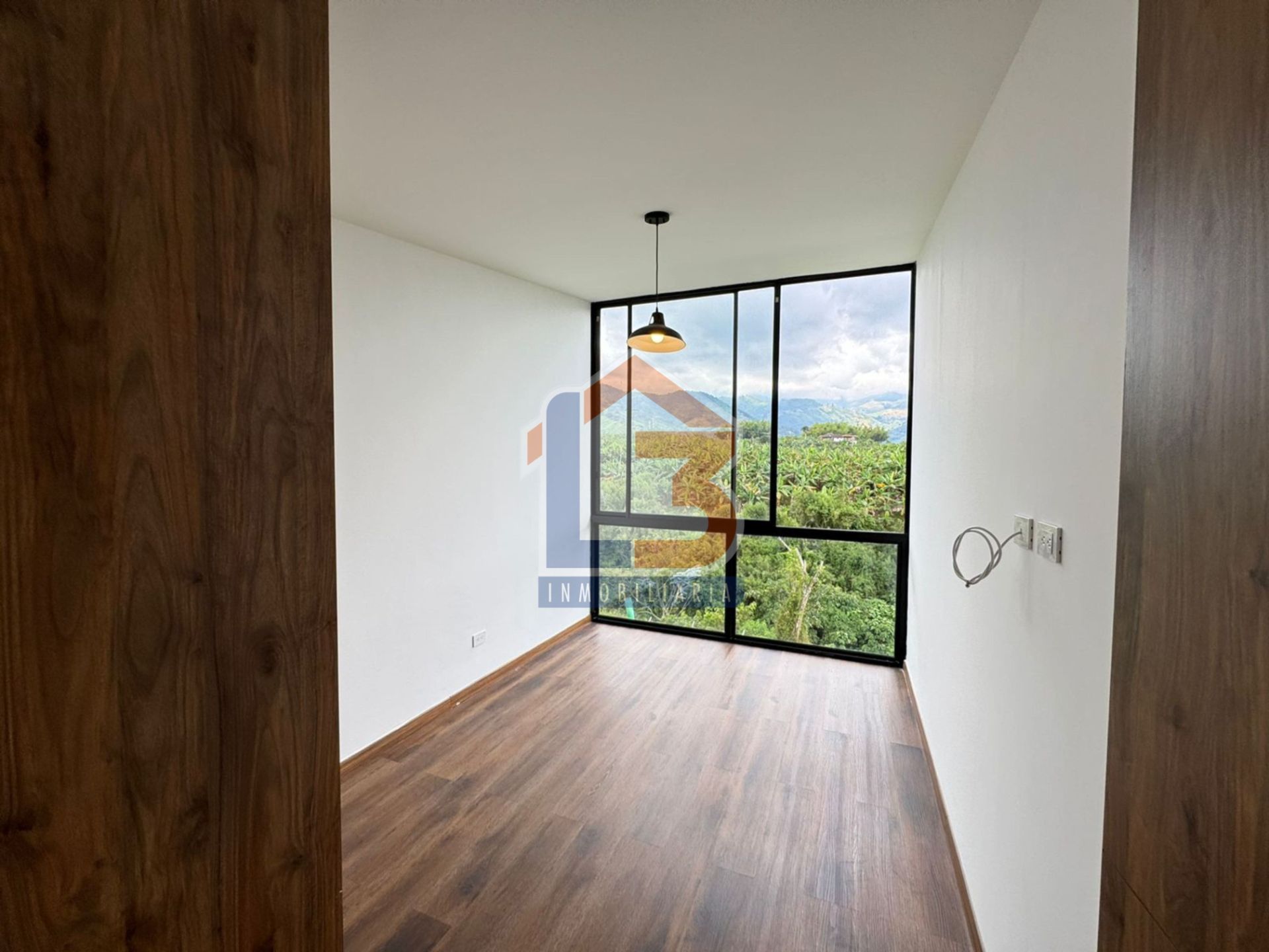 SE VENDE CASA CAMPESTRE EN CALARCÁ  (26).jpg