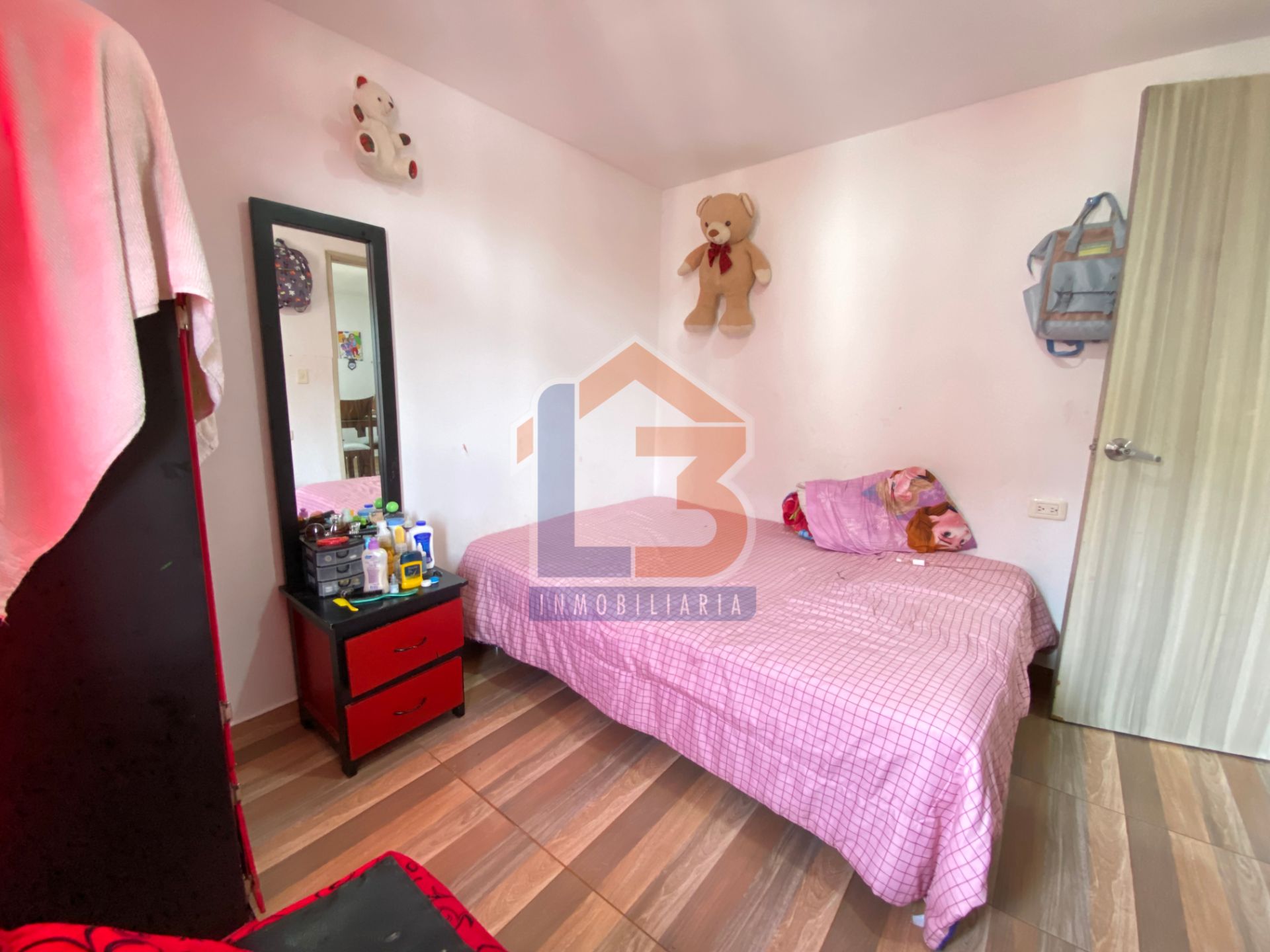 7. SE VENDE CASA PEREIRA (25).jpg