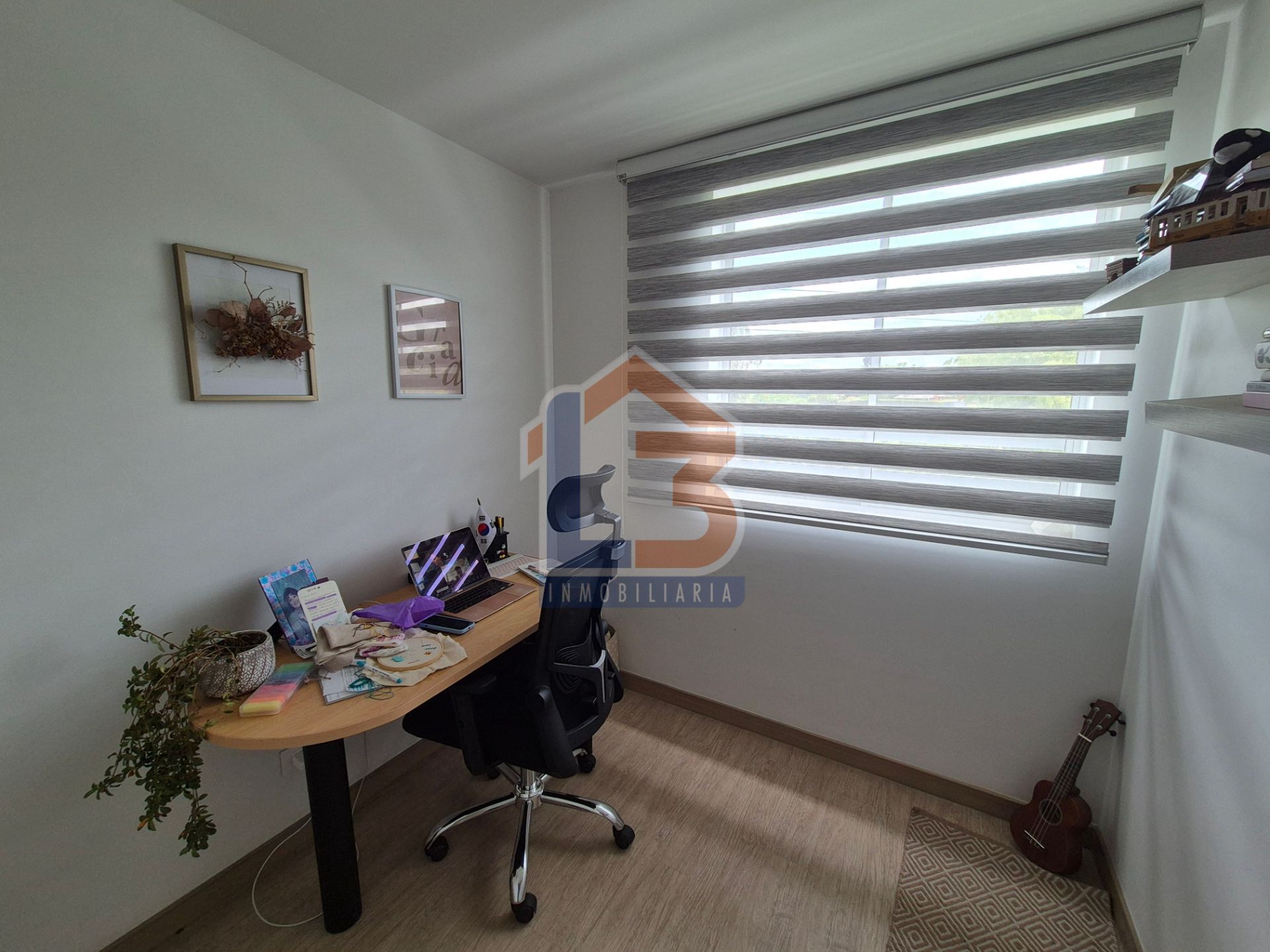 SE VENDE APTO EN AV. 19 NORTE (14).jpg