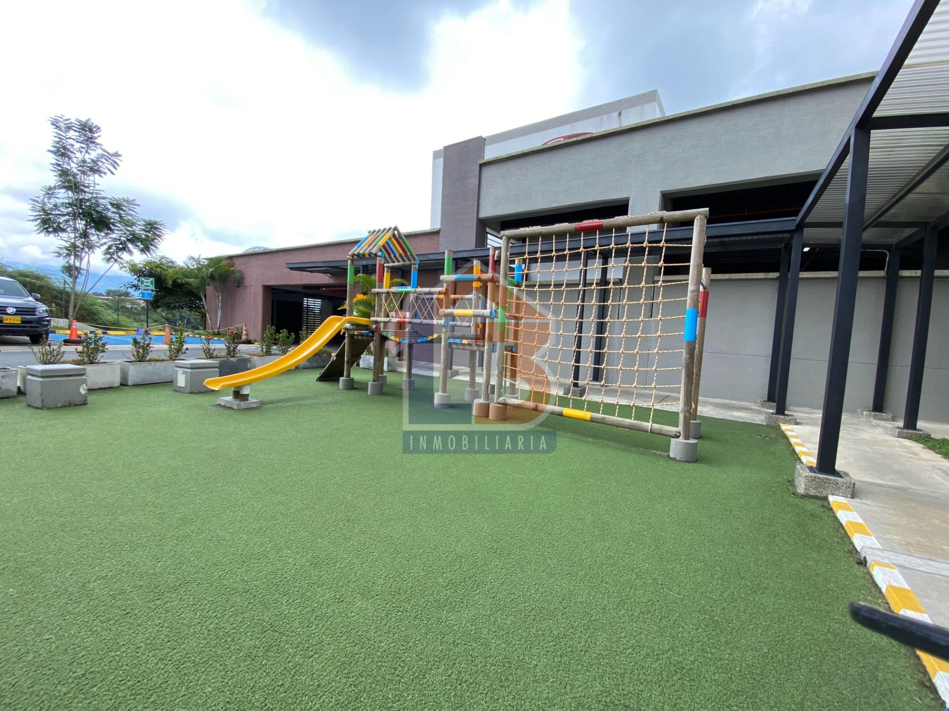 SE VENDE APTO EN AV. 19 NORTE (24).jpg