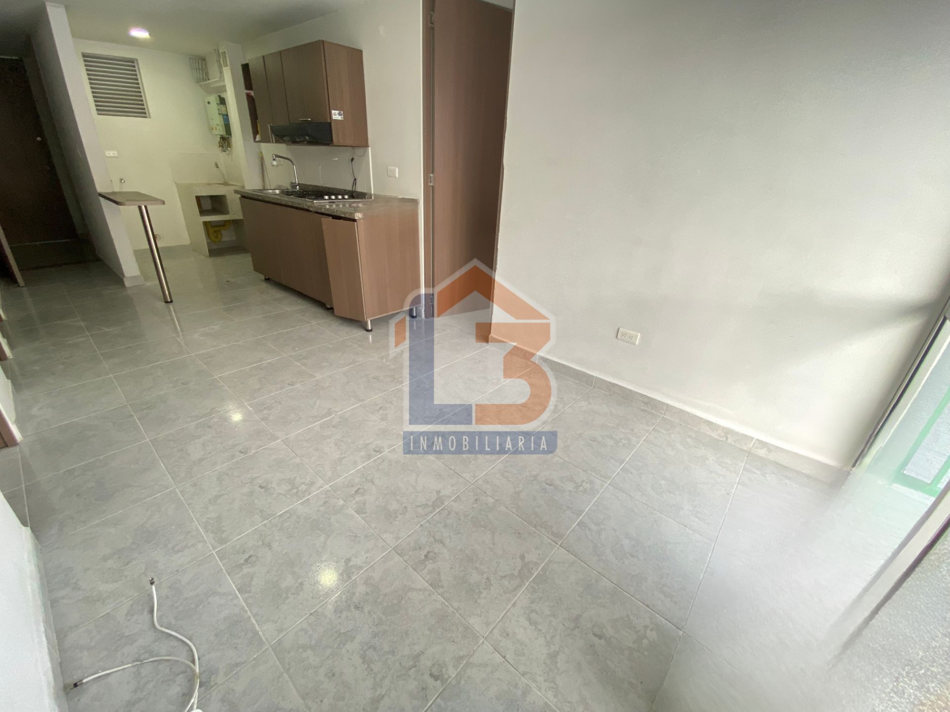 SE VENDE APTO EN EL SUR (3).jpg