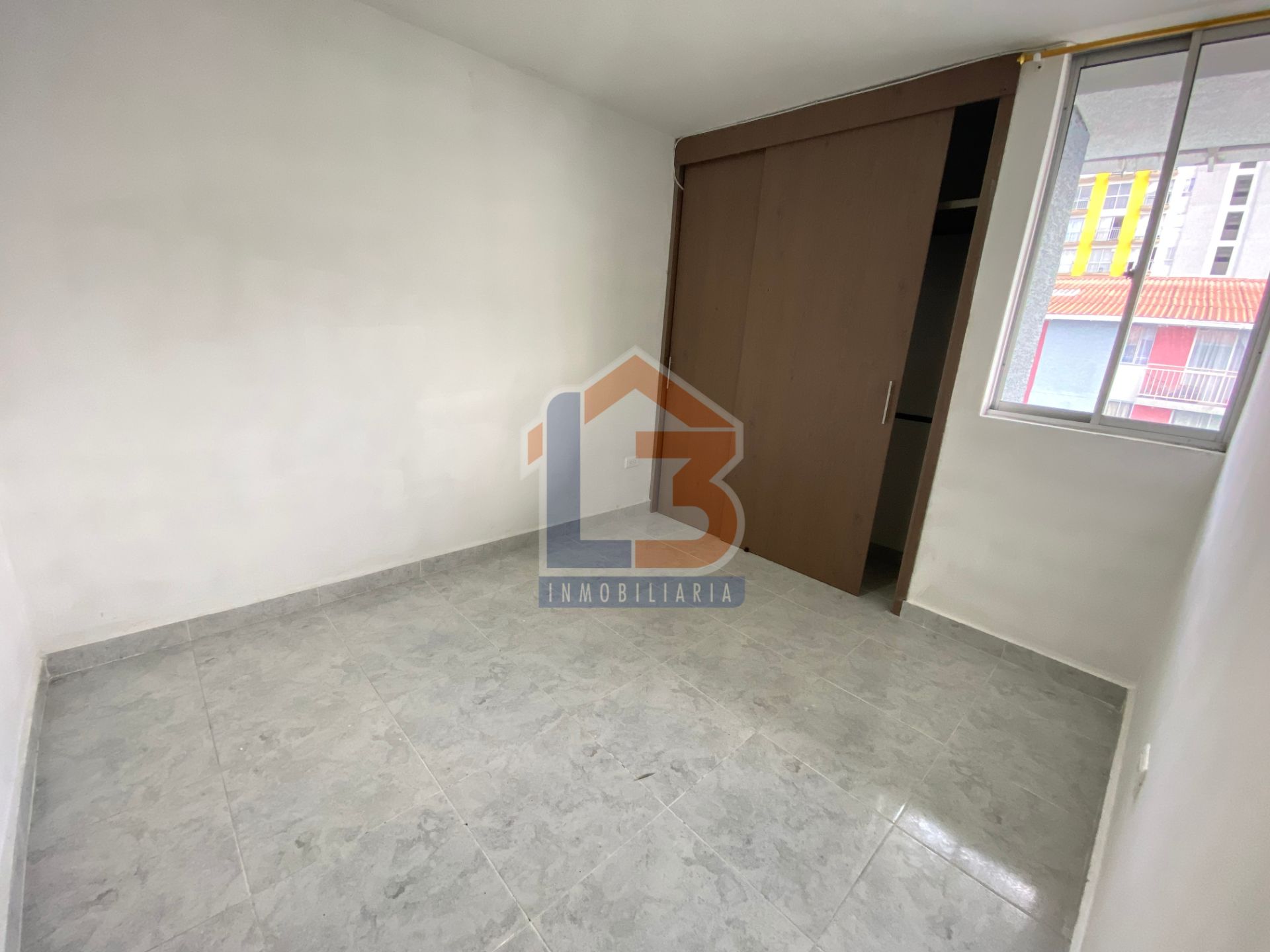 SE VENDE APTO EN EL SUR (8).jpg