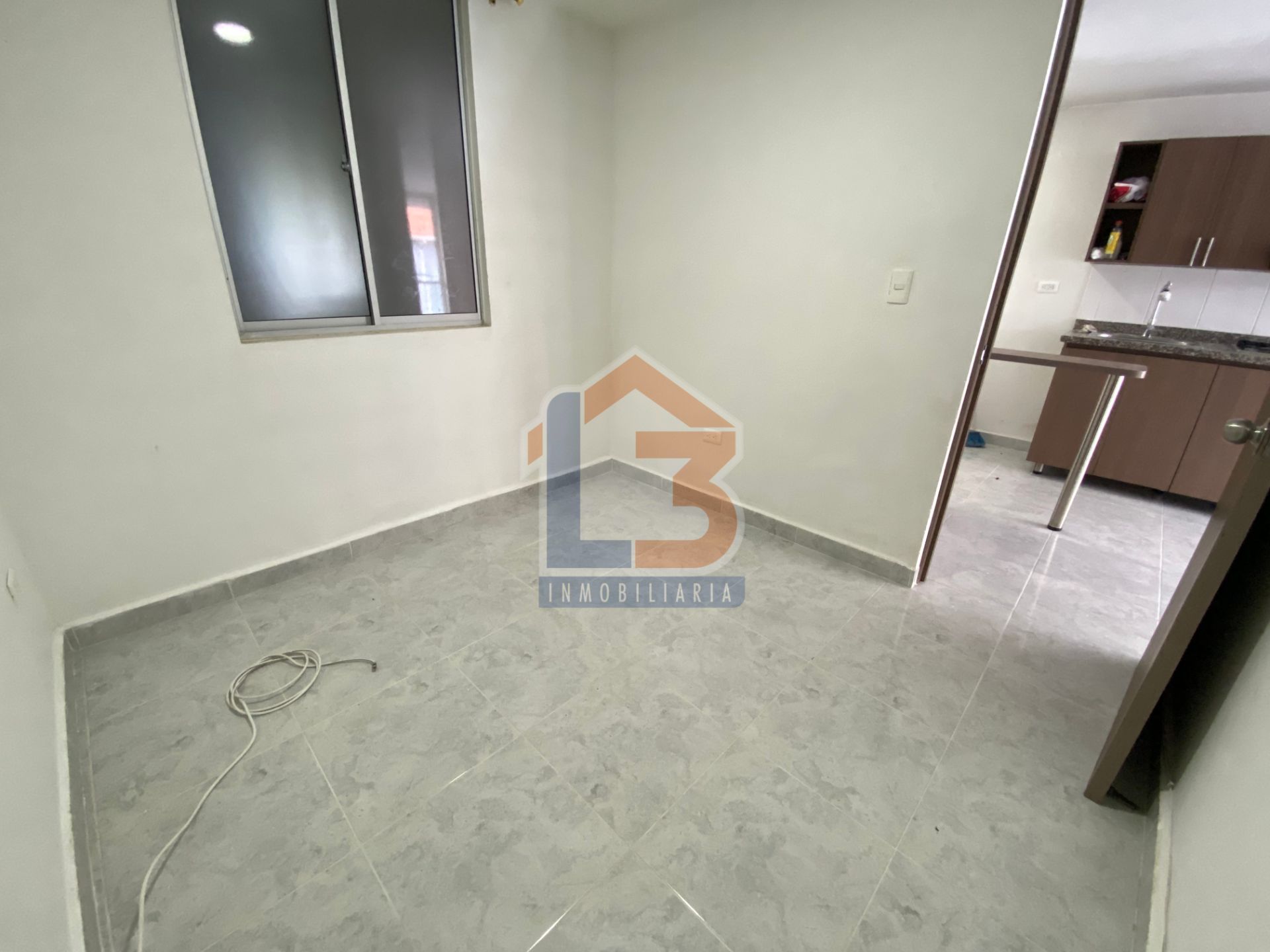 SE VENDE APTO EN EL SUR (15).jpg