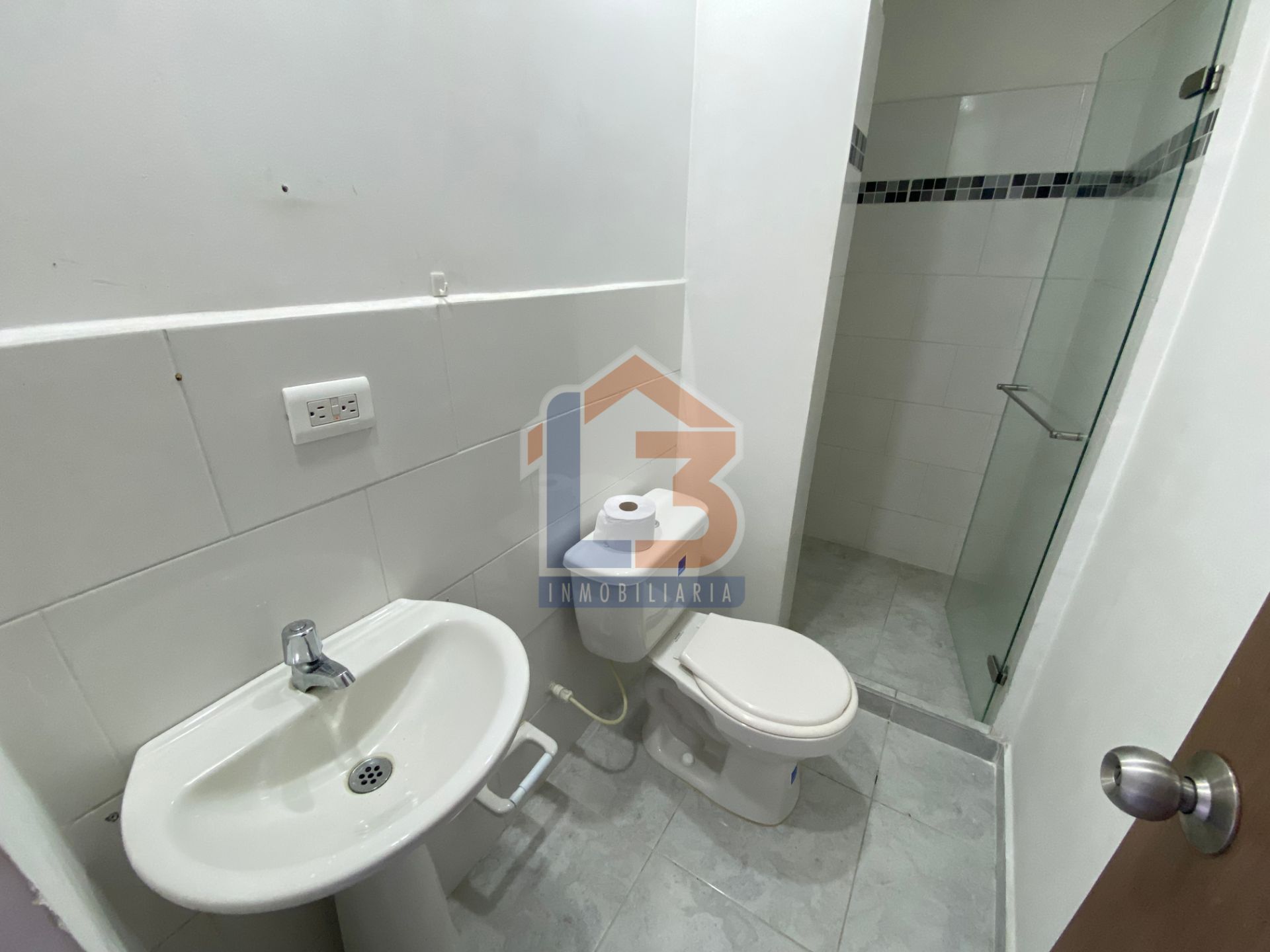 SE VENDE APTO EN EL SUR (18).jpg