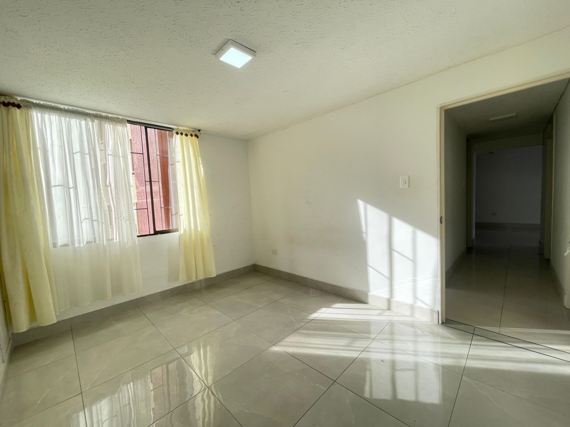10. EDIFICIO SAN REMO (22).jpeg